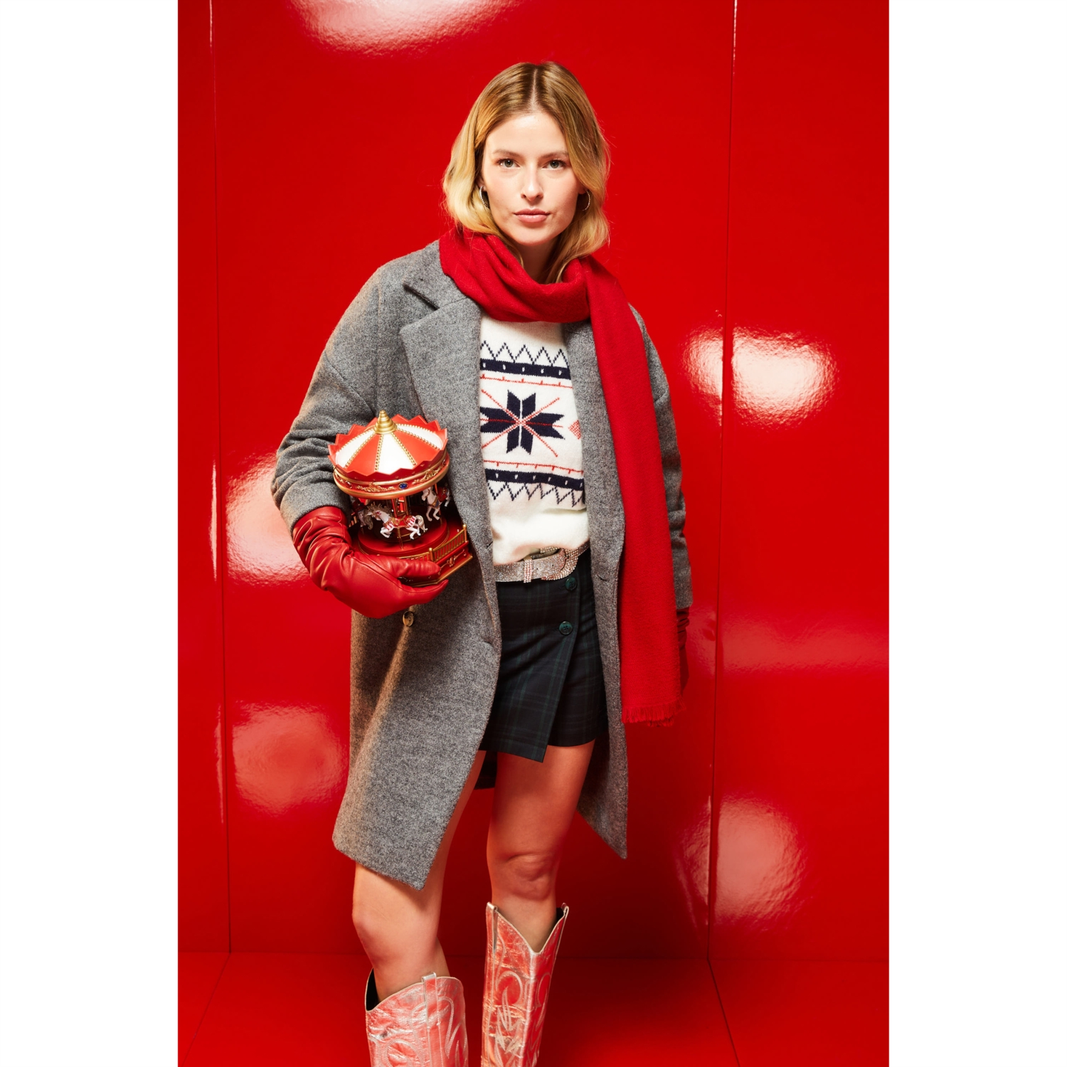 DÜĞMELİ KAŞE PALTO