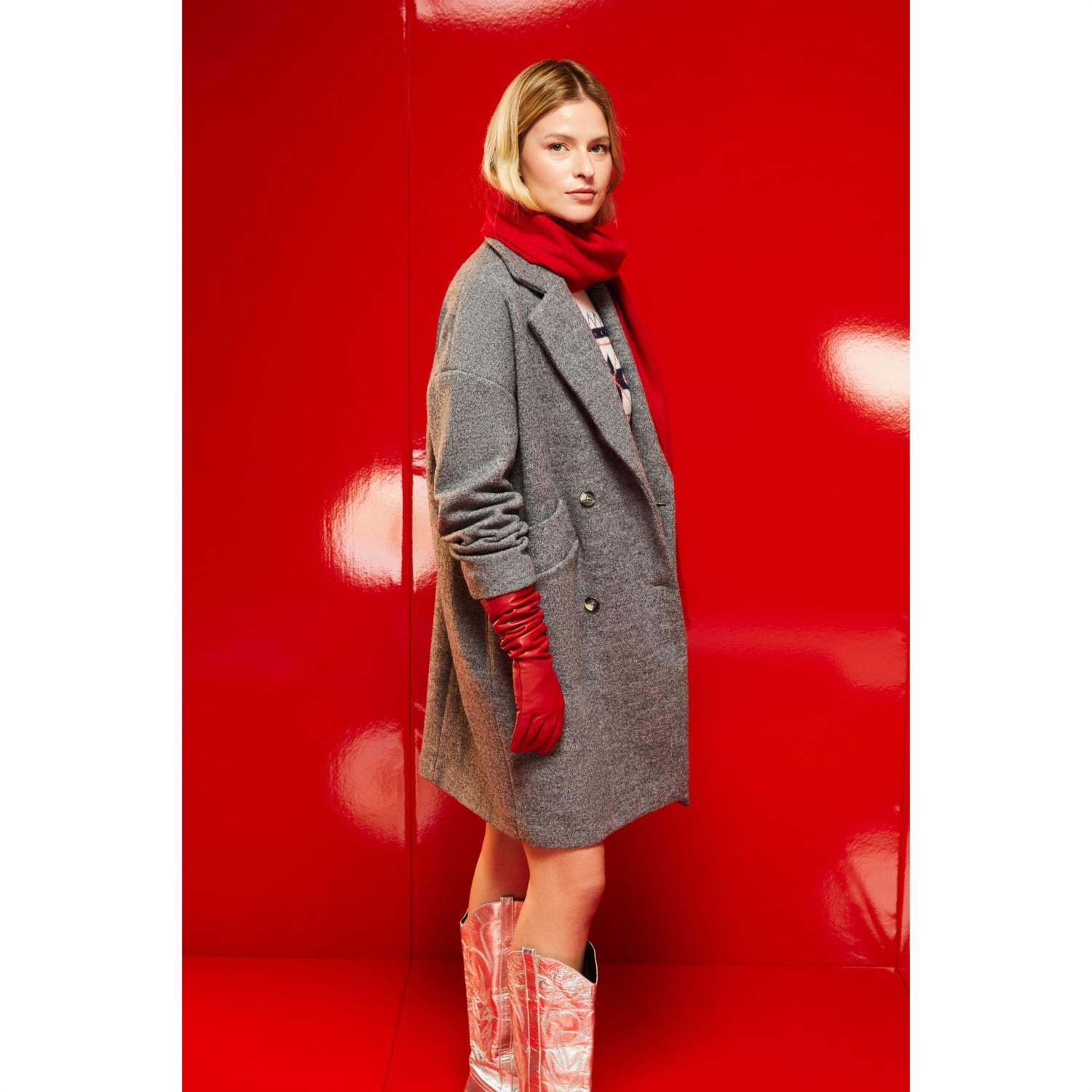 DÜĞMELİ KAŞE PALTO