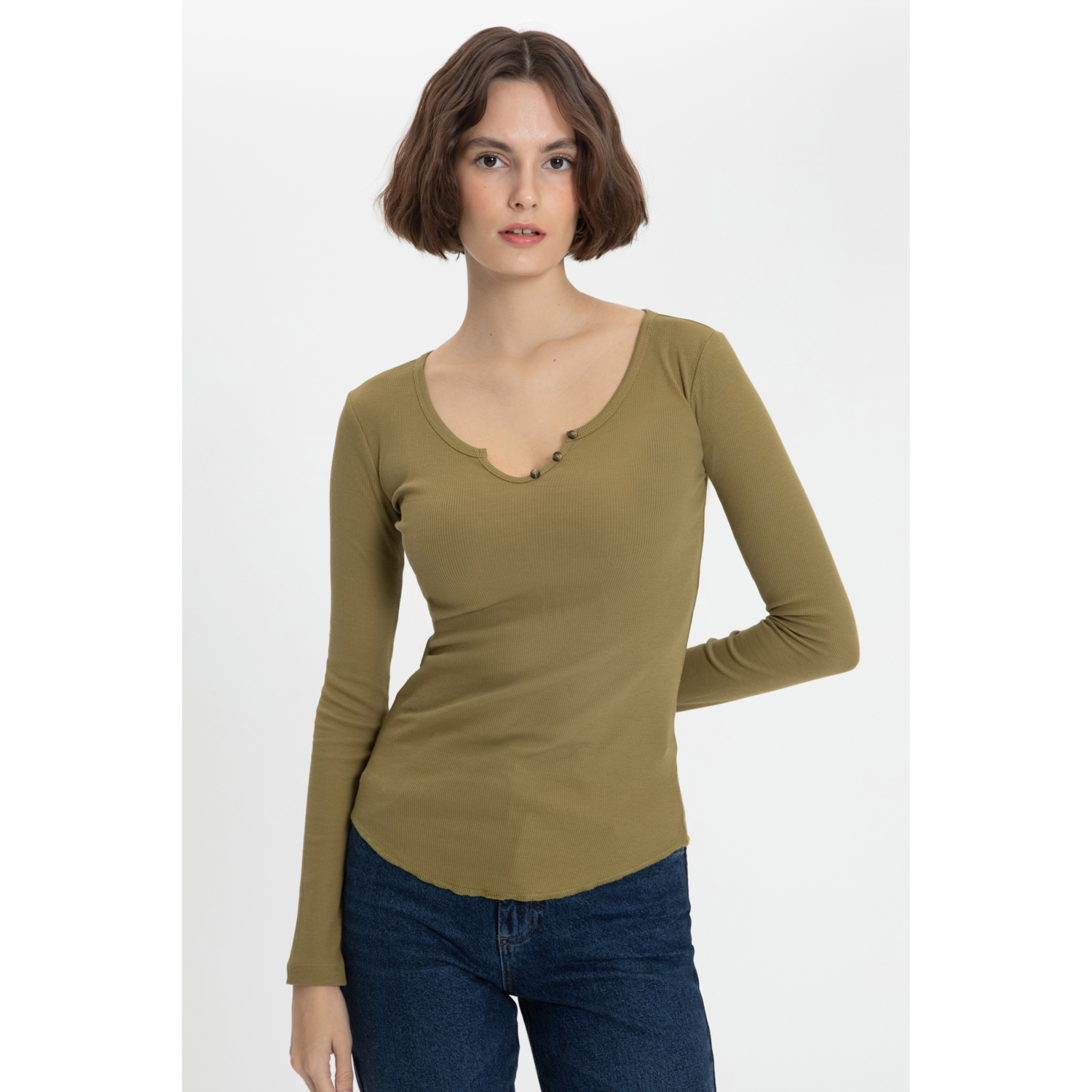 V YAKA UZUN KOLLU BASIC T-SHIRT