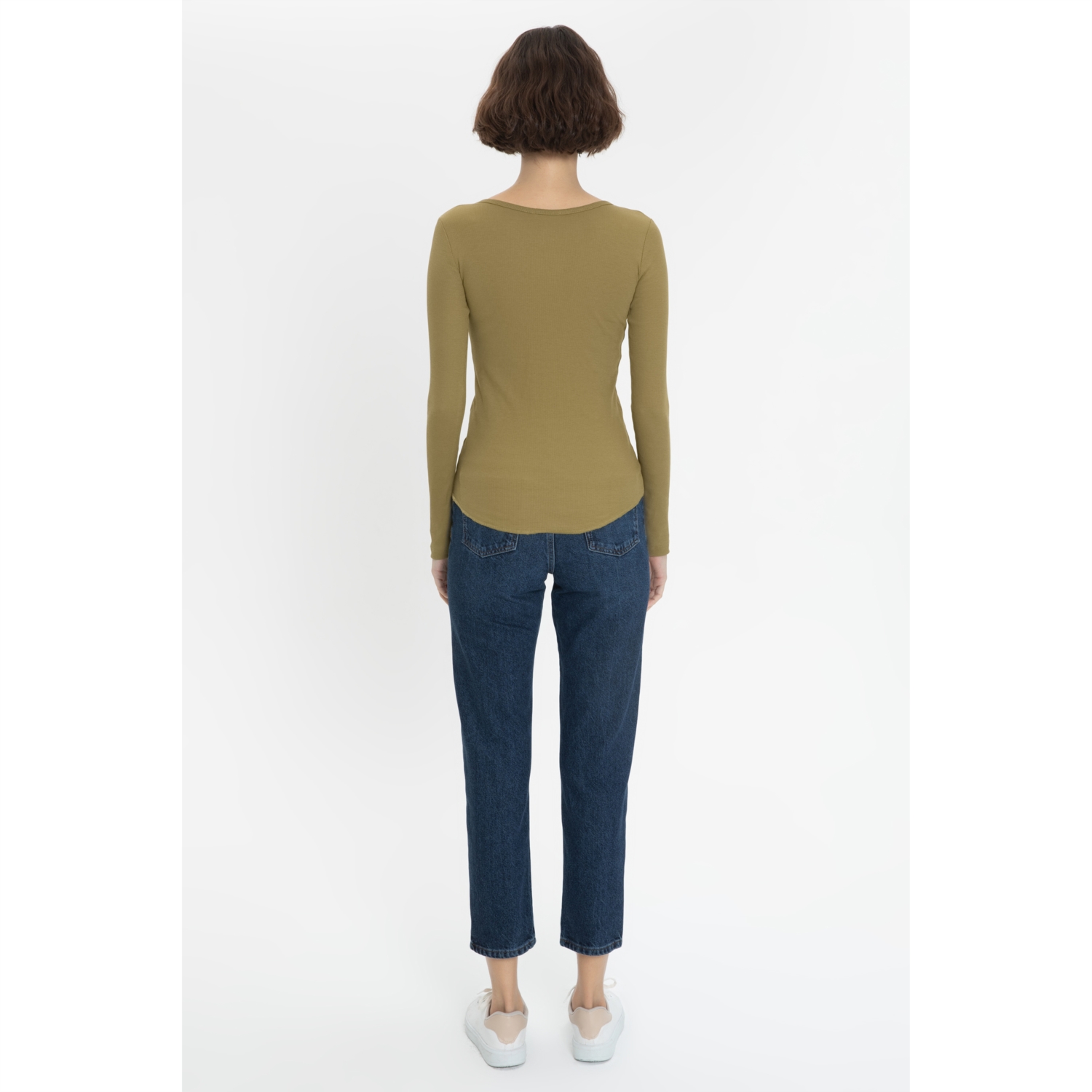 V YAKA UZUN KOLLU BASIC T-SHIRT