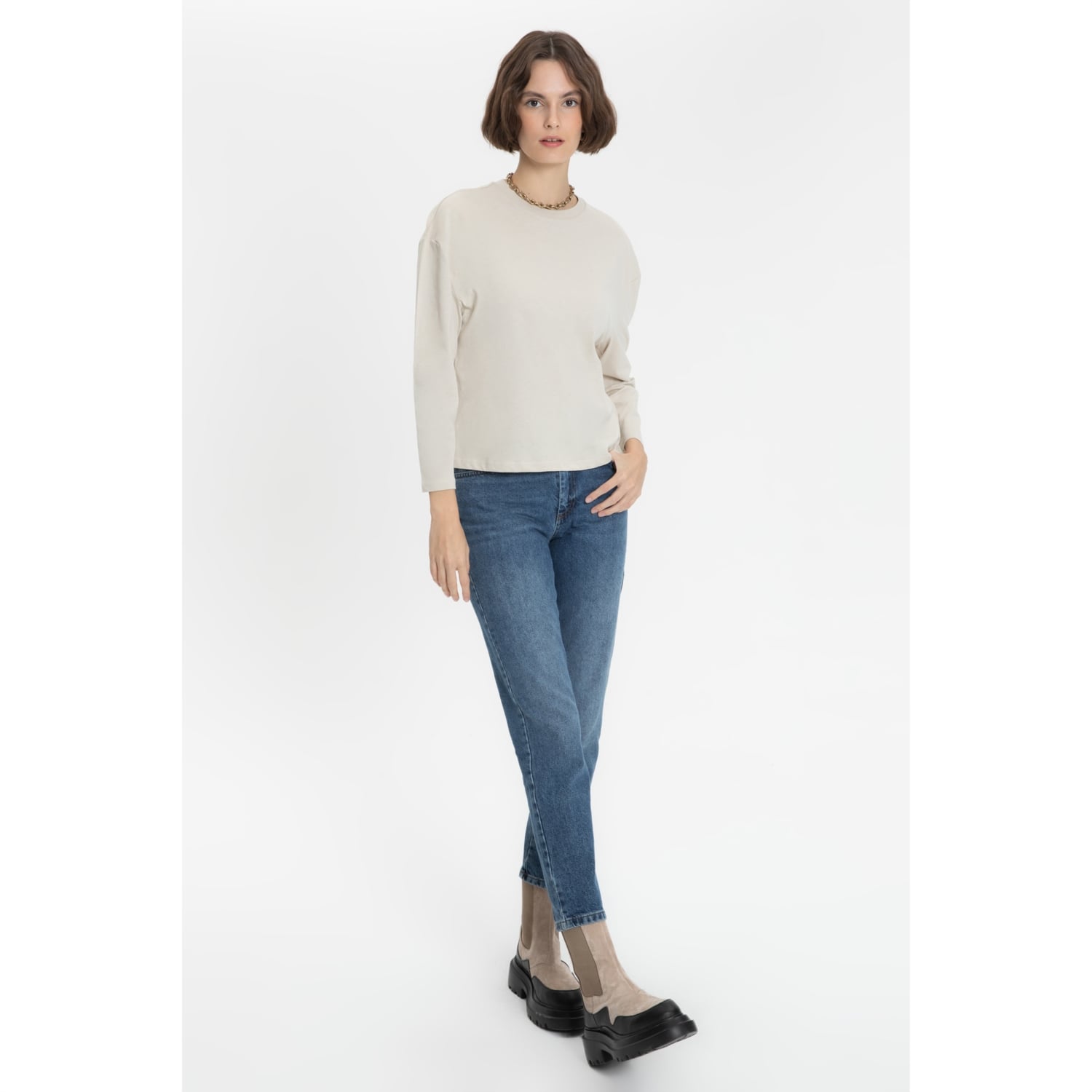 BİSİKLET YAKA UZUN KOLLU  BASIC T-SHIRT