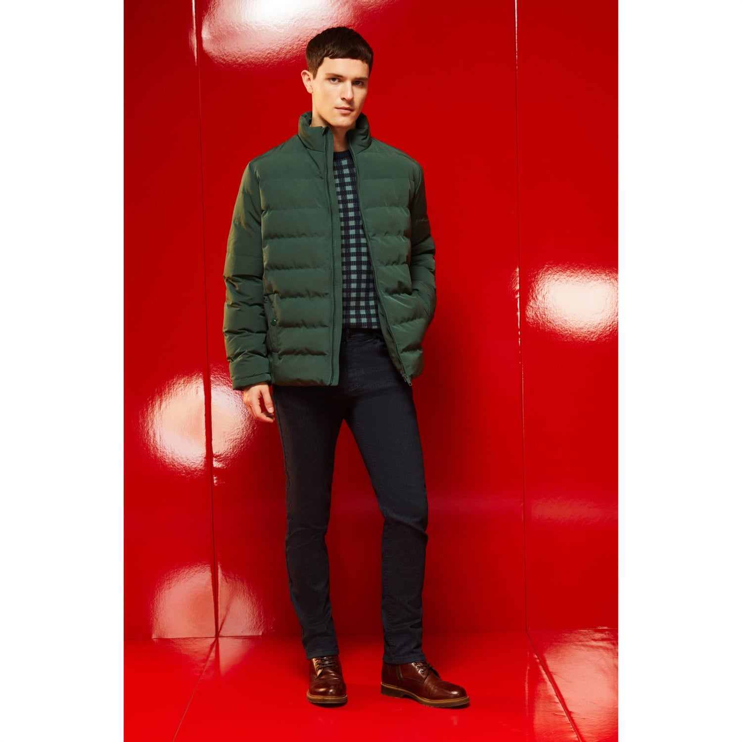 DİK YAKA ŞİŞME MONT