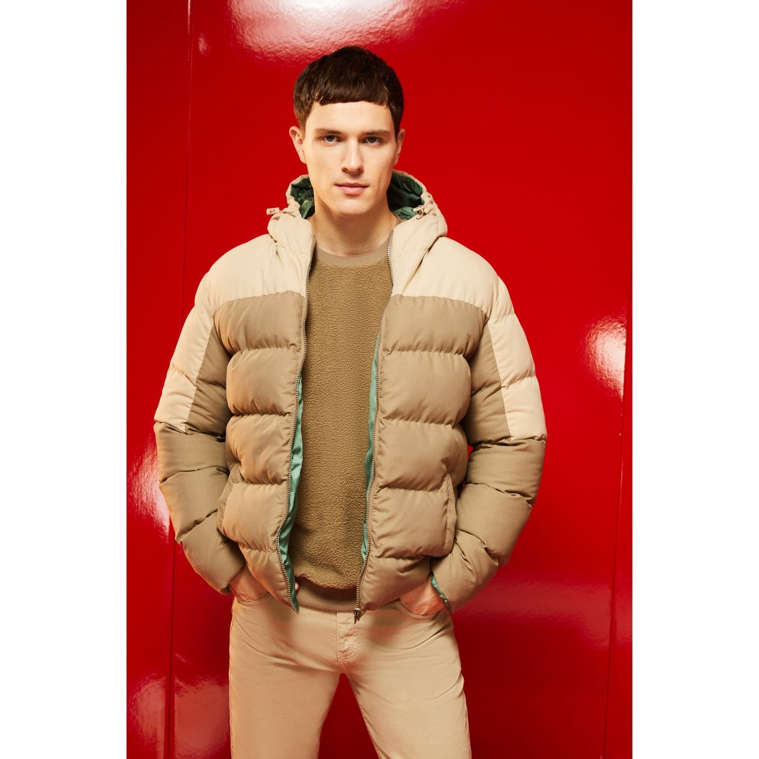 KAPÜŞONLU ÇİFT TARAFLI ŞİŞME MONT