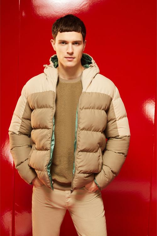  KAPÜŞONLU ÇİFT TARAFLI ŞİŞME MONT