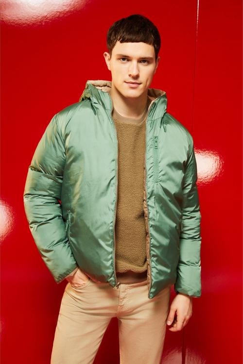  KAPÜŞONLU ÇİFT TARAFLI ŞİŞME MONT