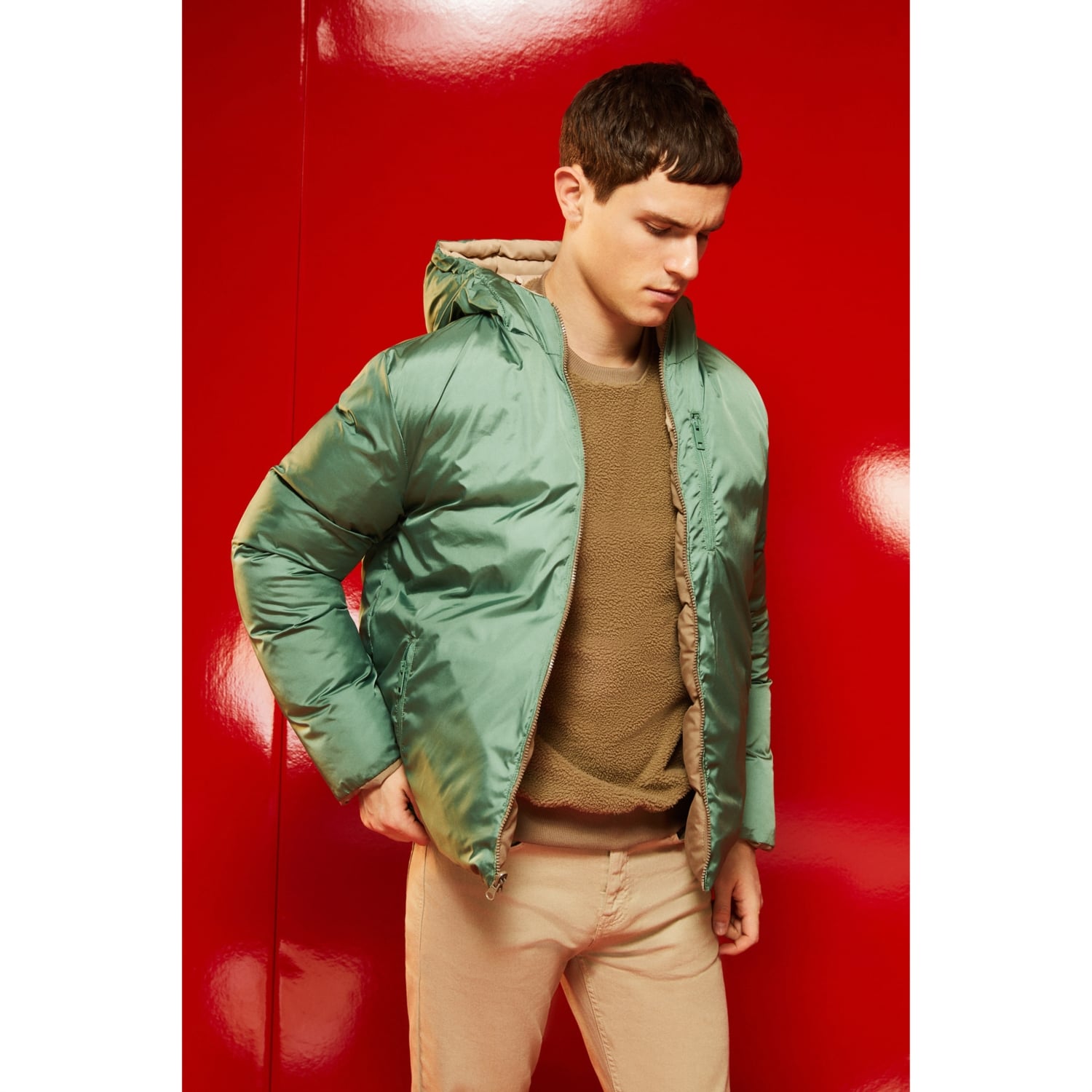 KAPÜŞONLU ÇİFT TARAFLI ŞİŞME MONT