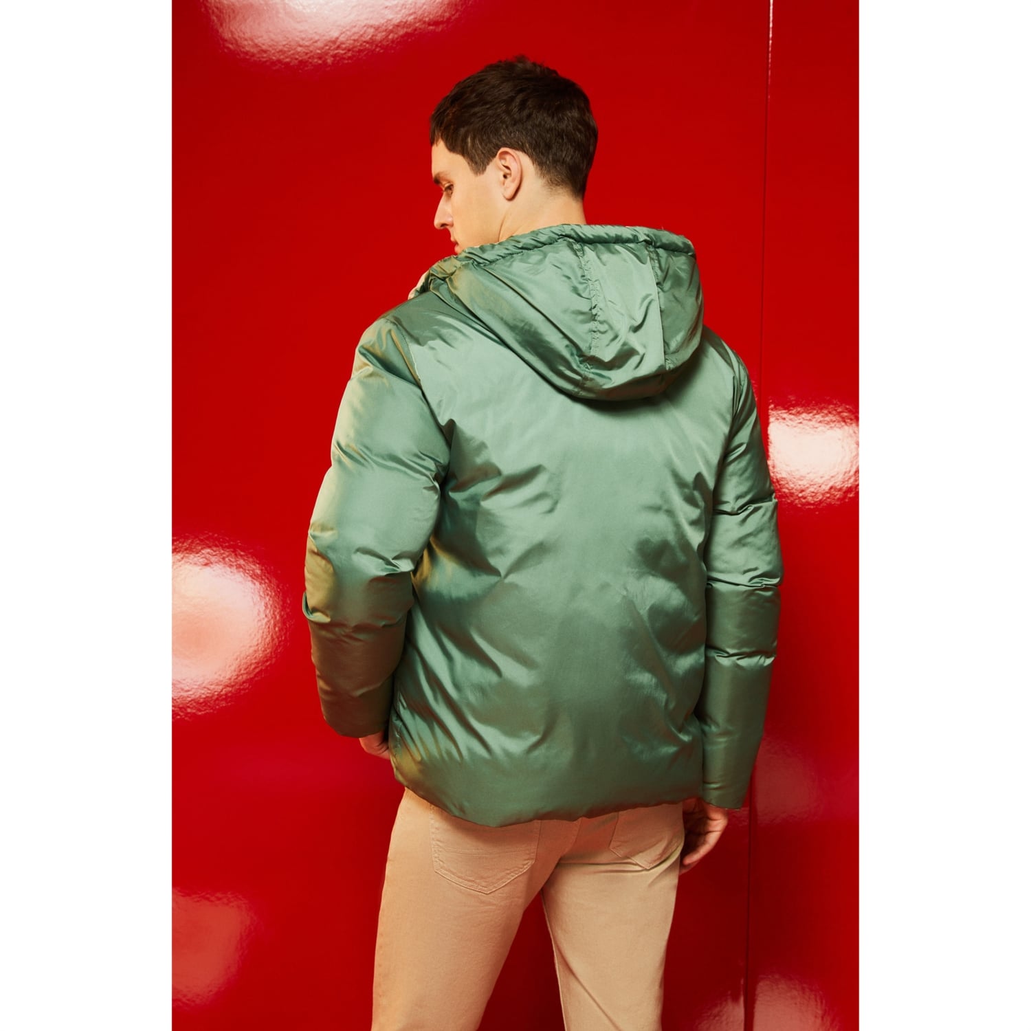 KAPÜŞONLU ÇİFT TARAFLI ŞİŞME MONT