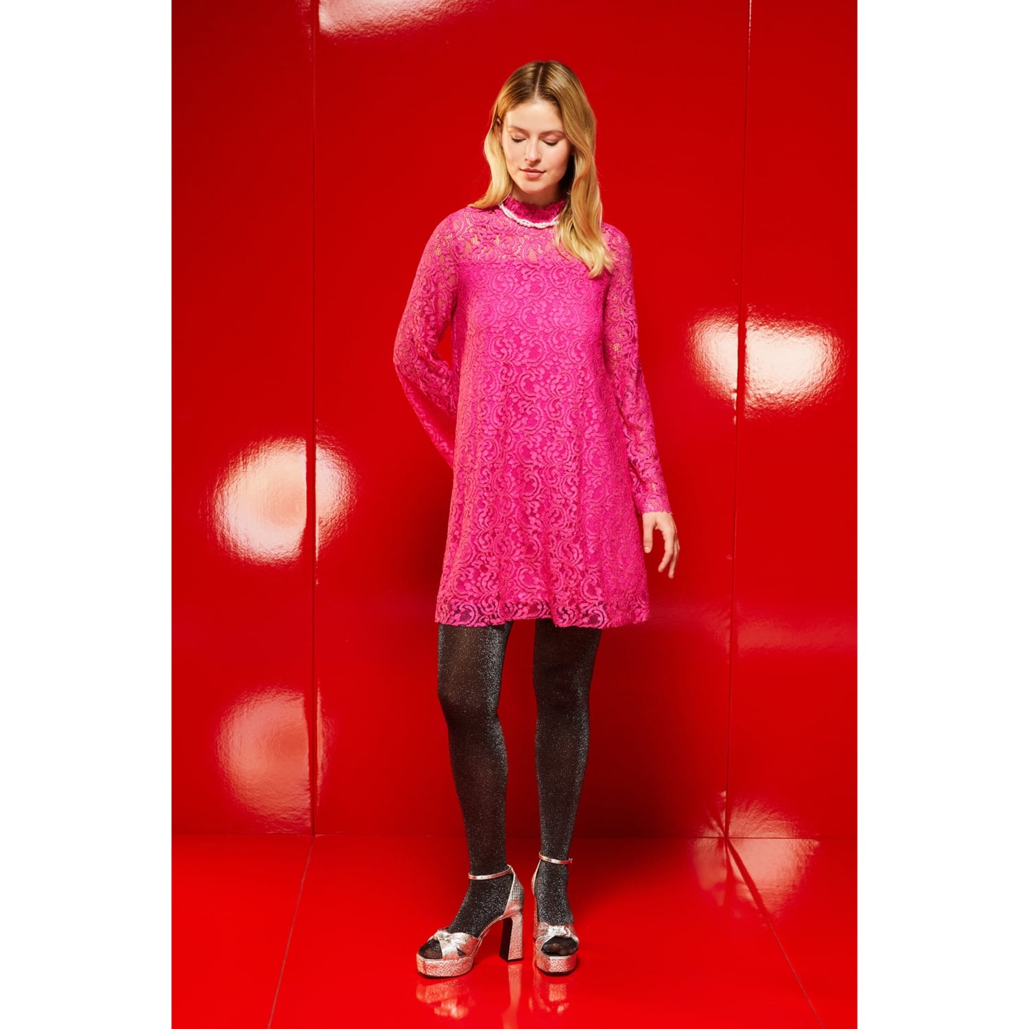 DANTELLİ A FORM MİNİ ELBİSE