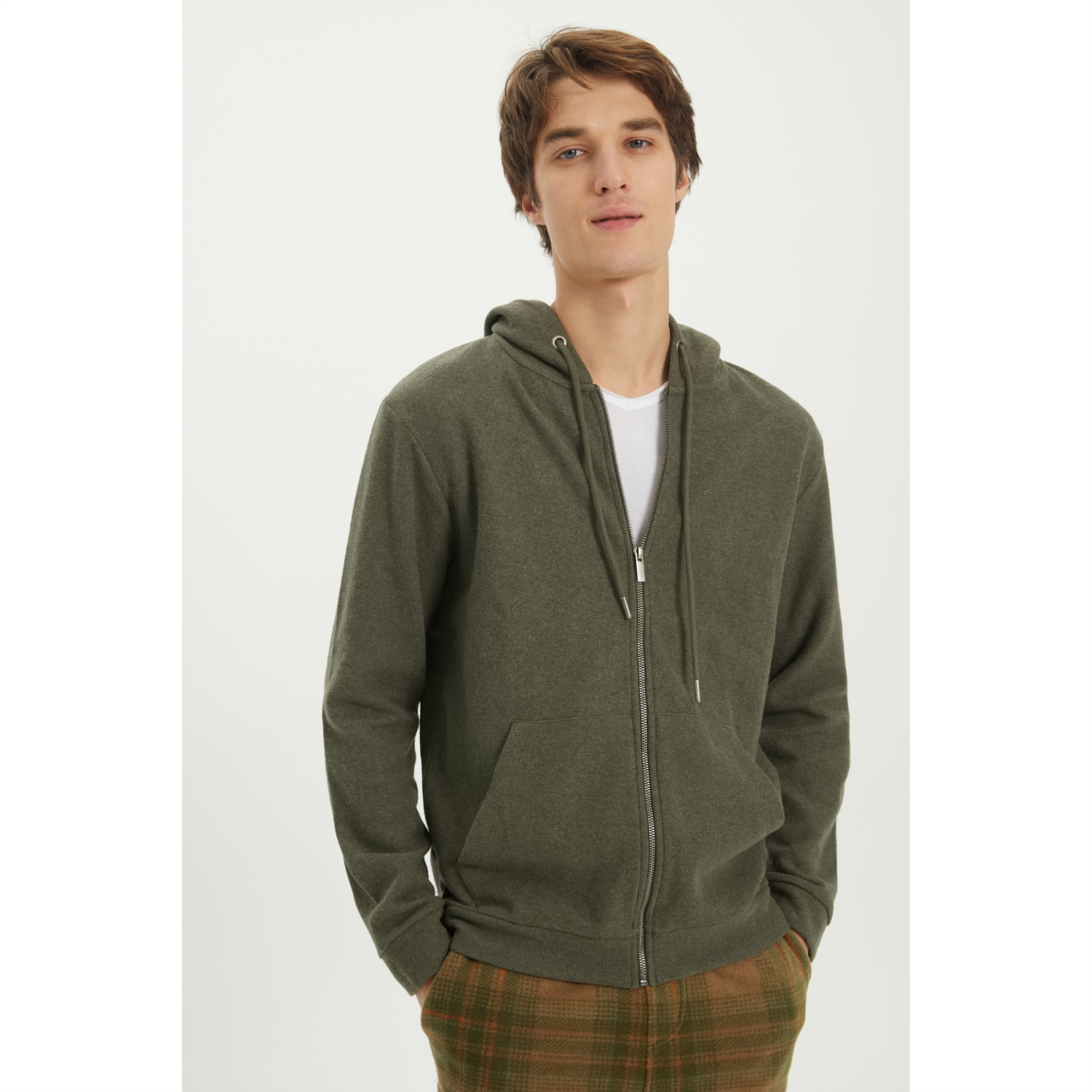 KAPÜŞONLU FERMUARLI HIRKA