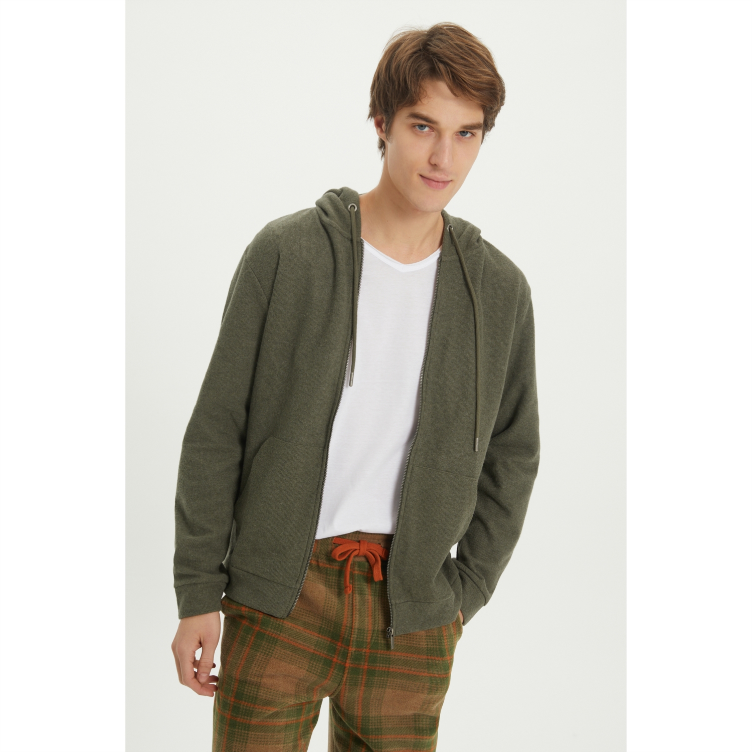 KAPÜŞONLU FERMUARLI HIRKA