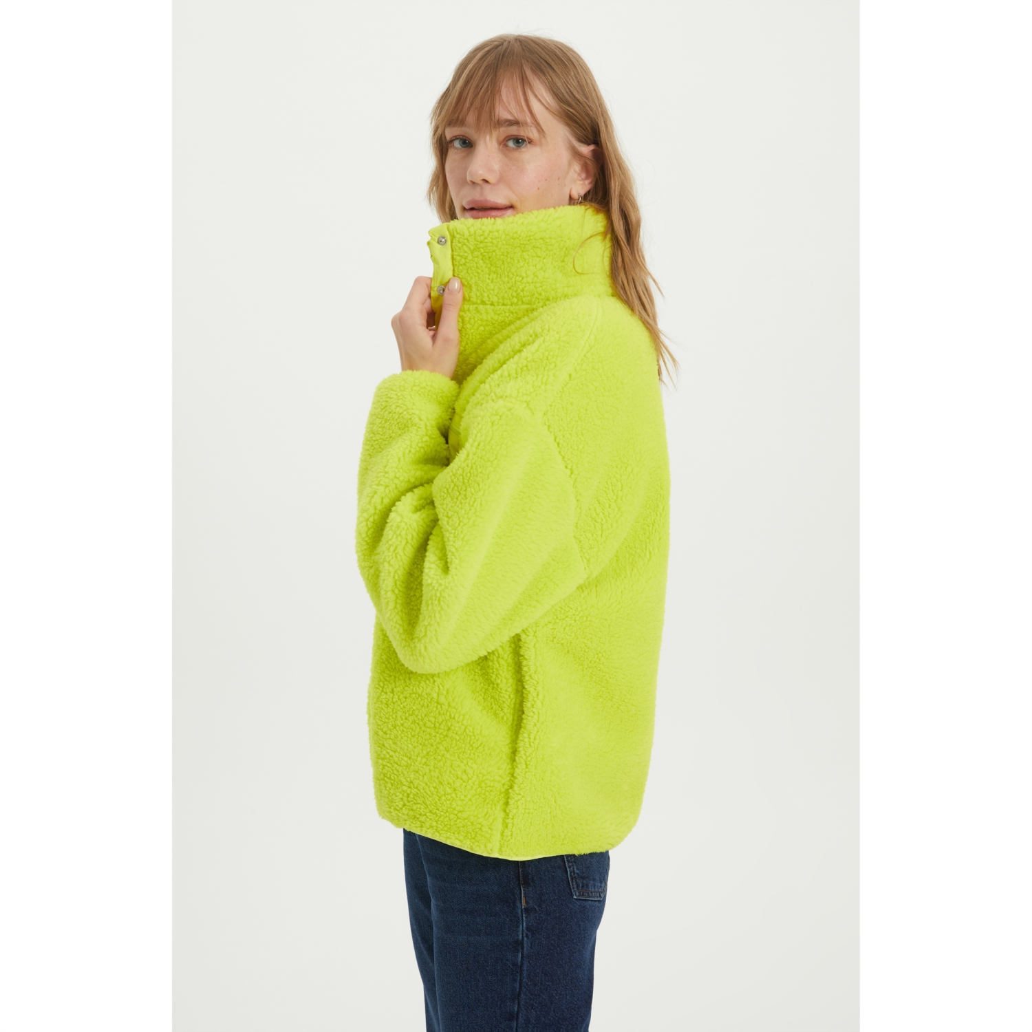 RAHAT KESİM PELÜŞ CEKET