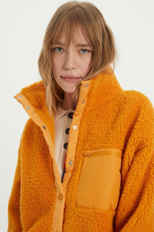  RAHAT KESİM PELÜŞ CEKET