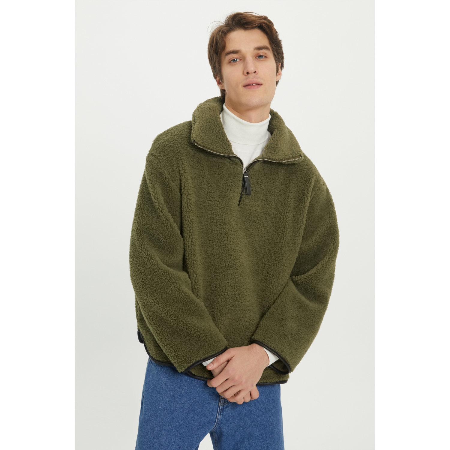 DİK YAKA POLAR SWEATSHIRT