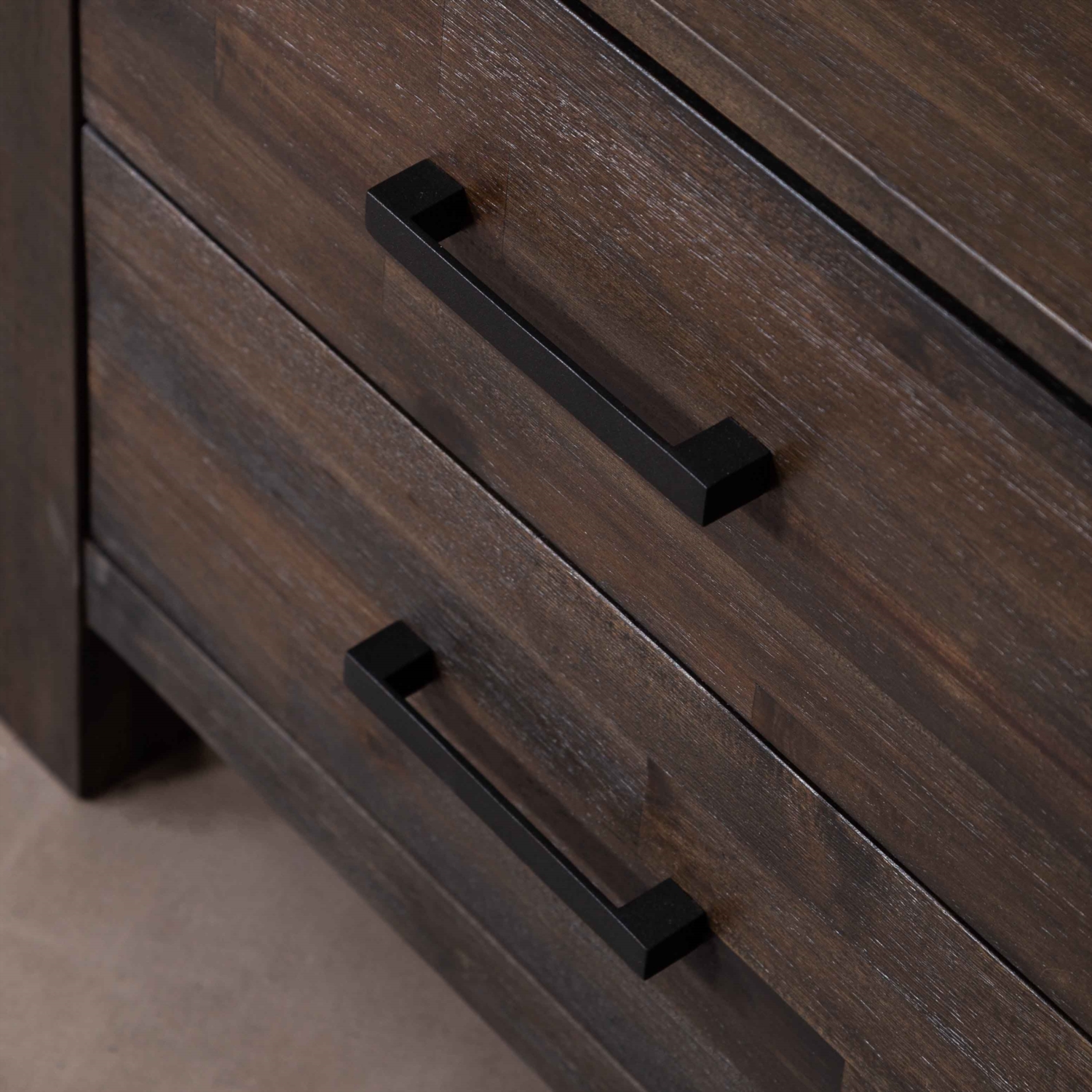 EDNA MASİF AHŞAP KOMODİN