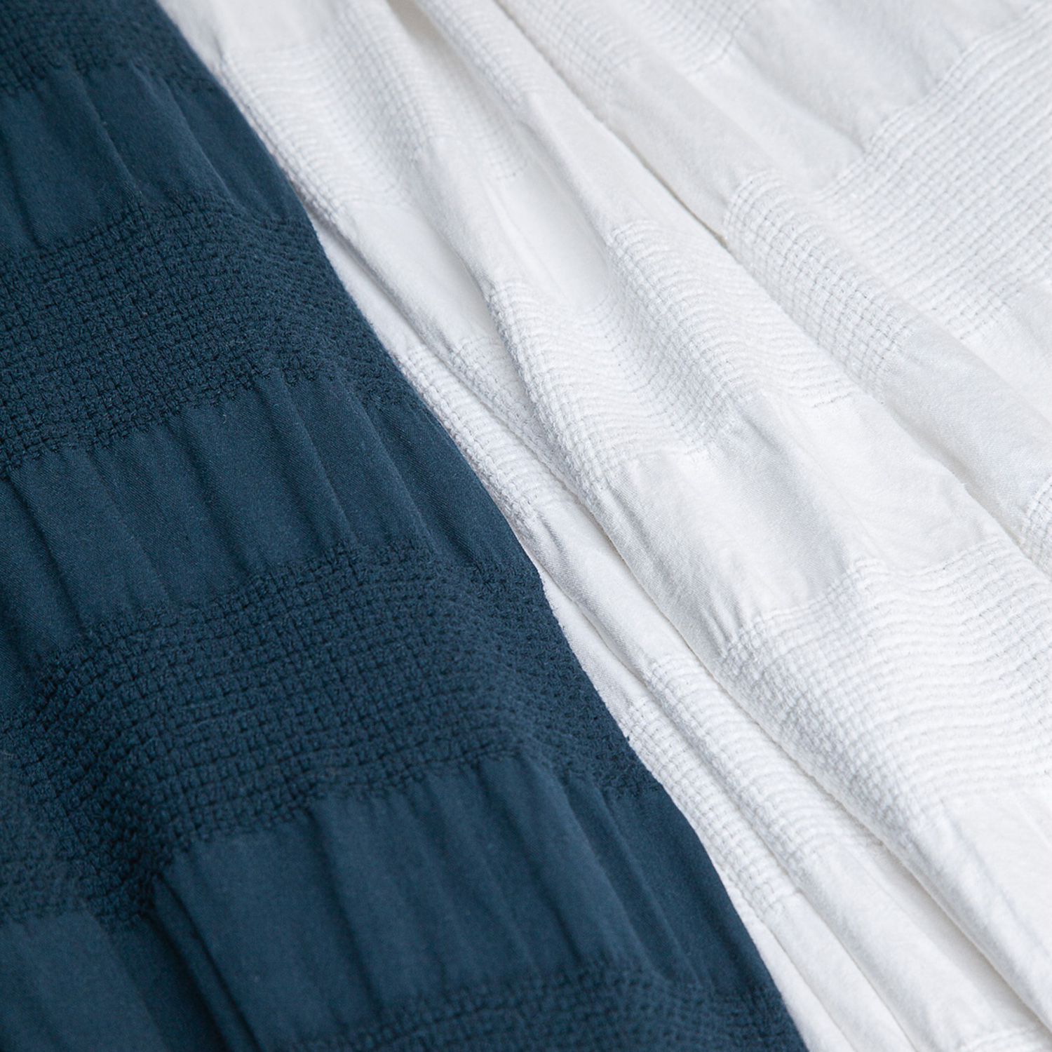 CURTIS YATAK ÖRTÜSÜ TAKIMI ÇİFT KİŞİLİK BEYAZ 240X260