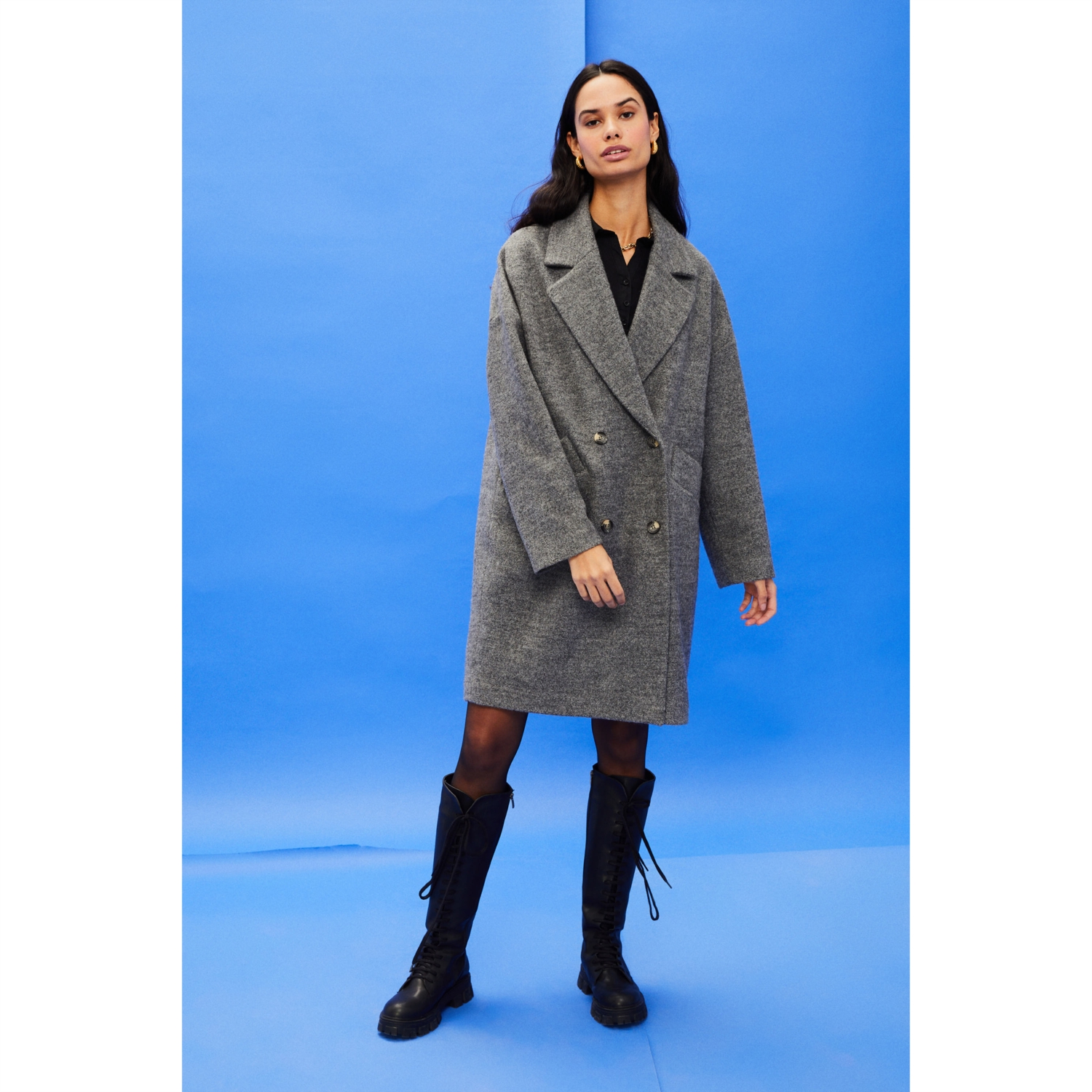 DÜĞMELİ KAŞE PALTO