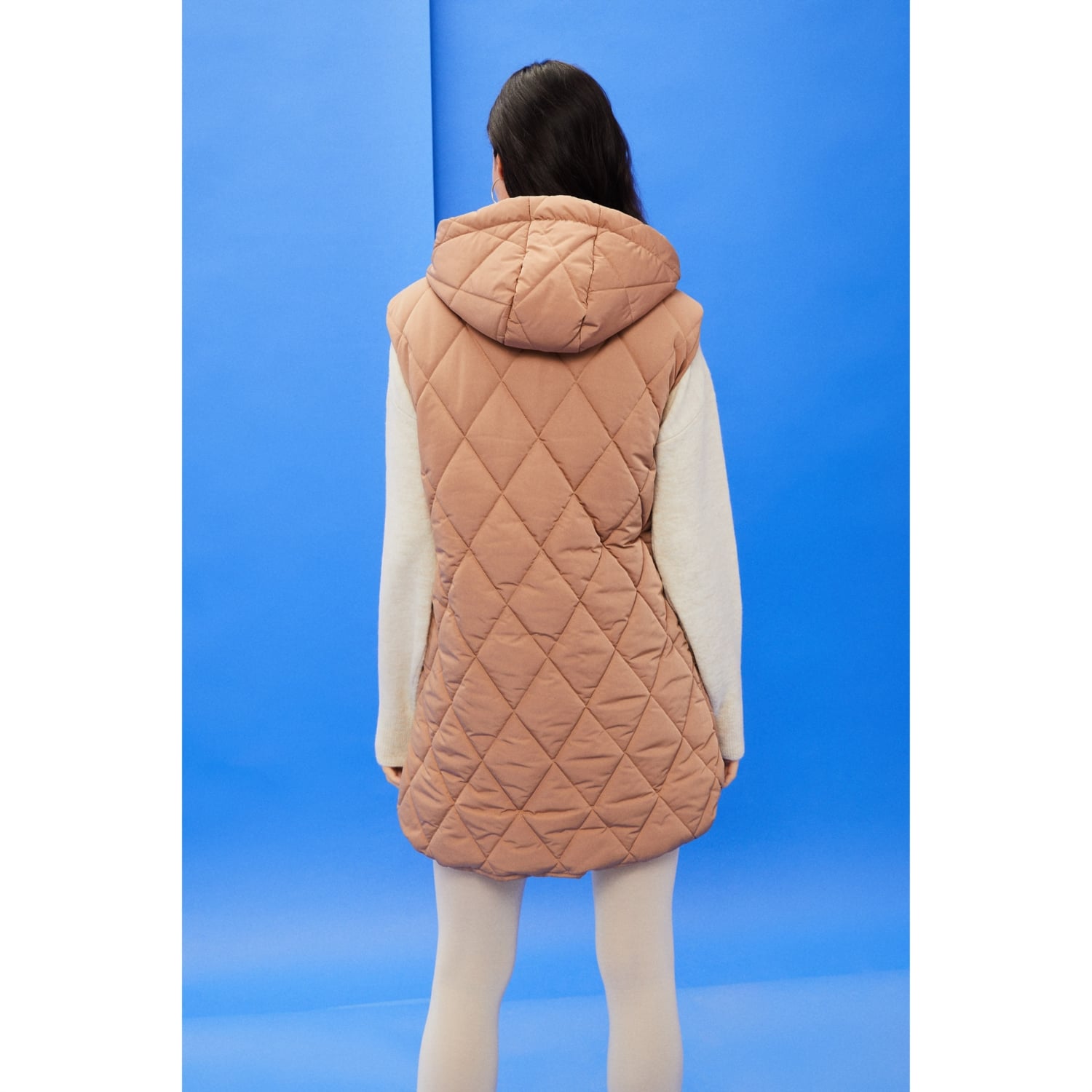 KAPÜŞONLU KAPİTONELİ YELEK