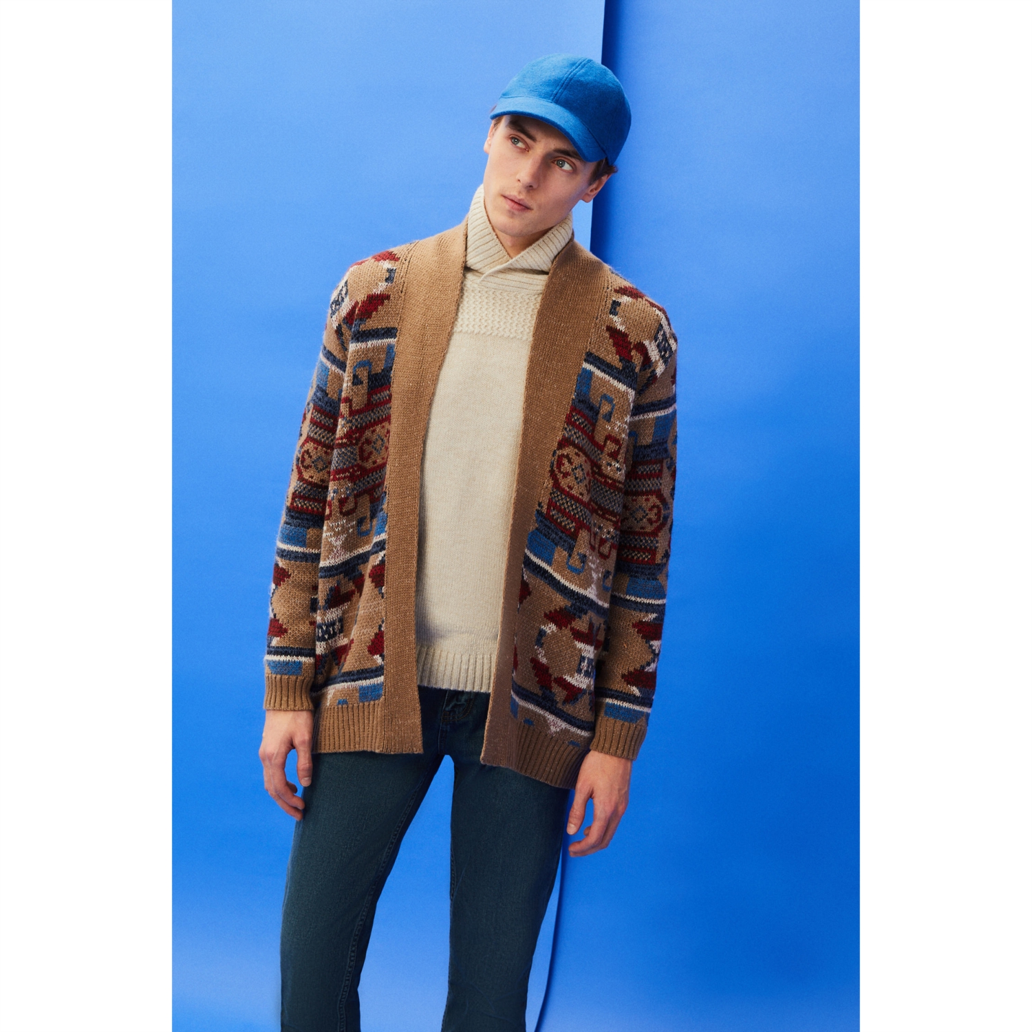 ETNİK DESENLİ ŞAL YAKA HIRKA