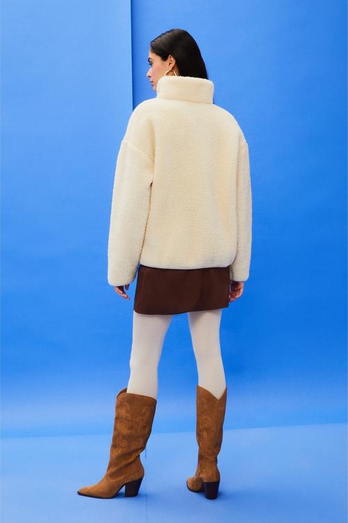  RAHAT KESİM PELÜŞ CEKET