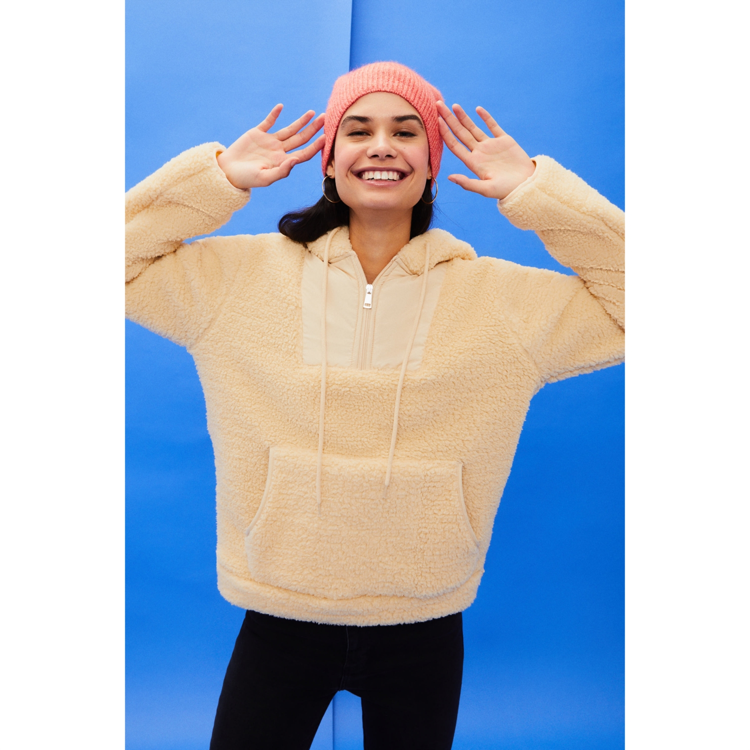 KAPÜŞONLU PELÜŞ SWEATSHIRT