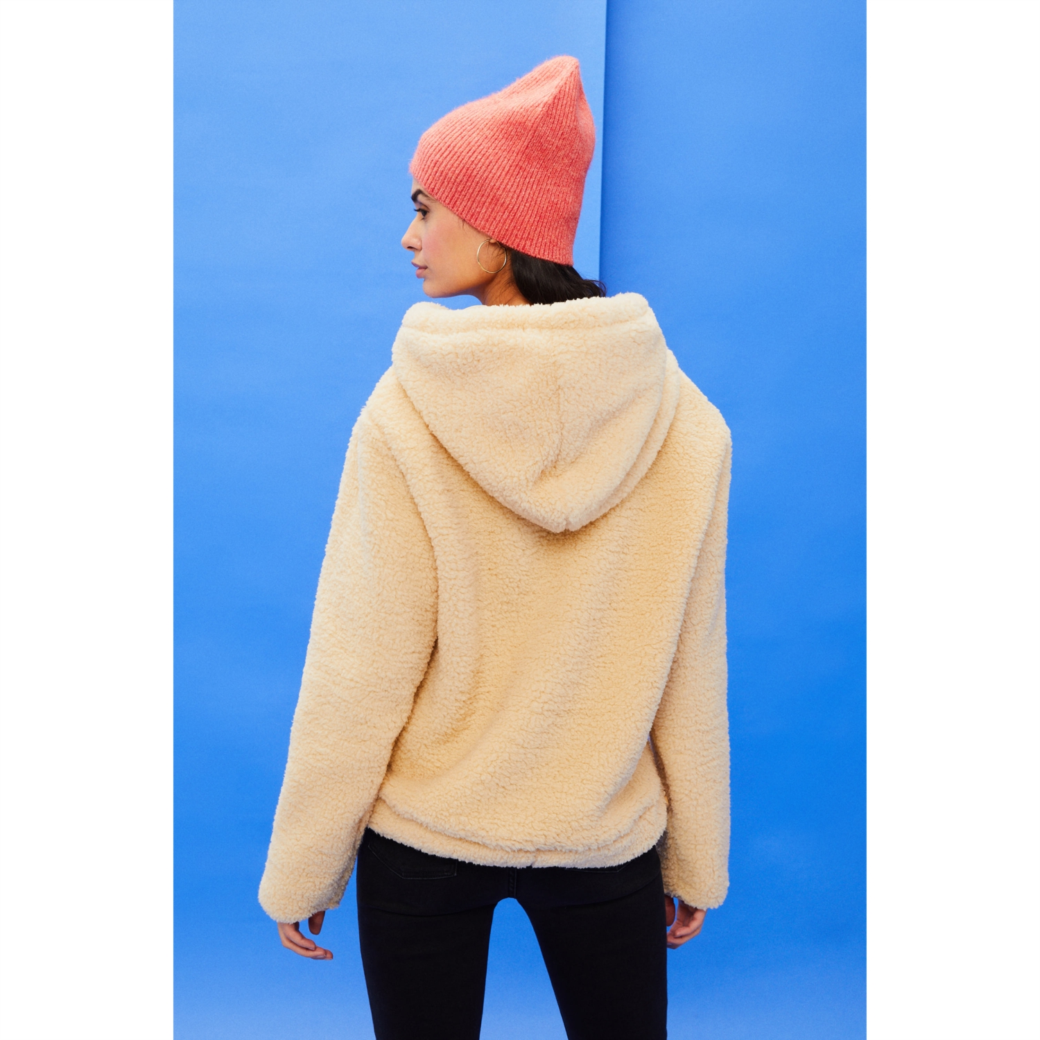 KAPÜŞONLU PELÜŞ SWEATSHIRT