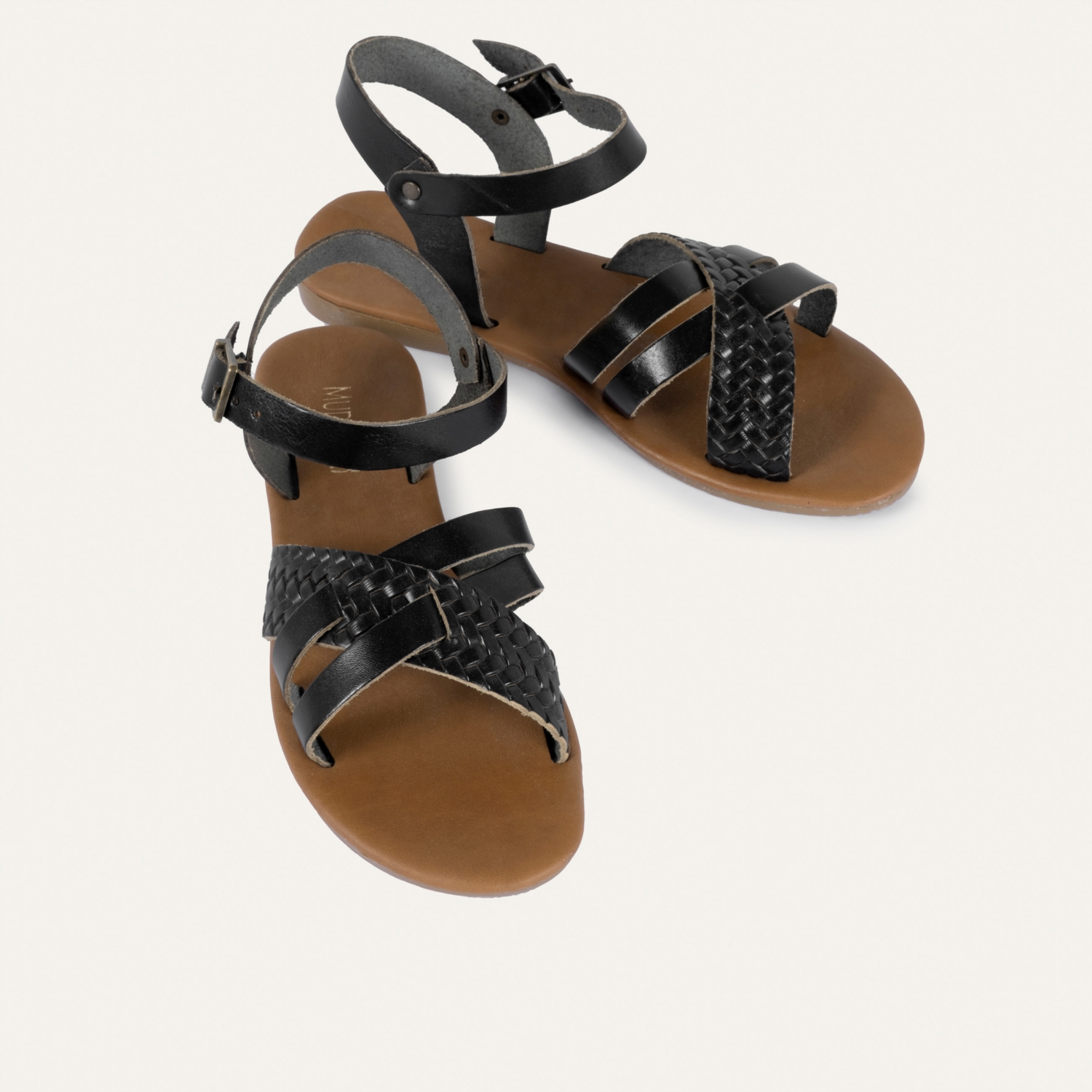 ÇAPRAZ ÖRGÜ BANTLI SANDALET