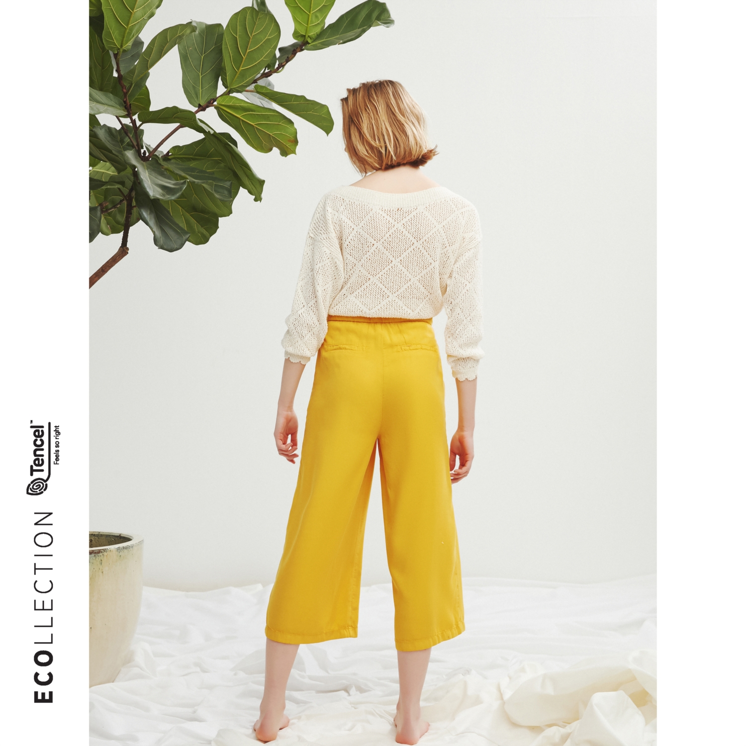 YÜKSEK BEL CROPPED DÜĞMELİ PANTOLON