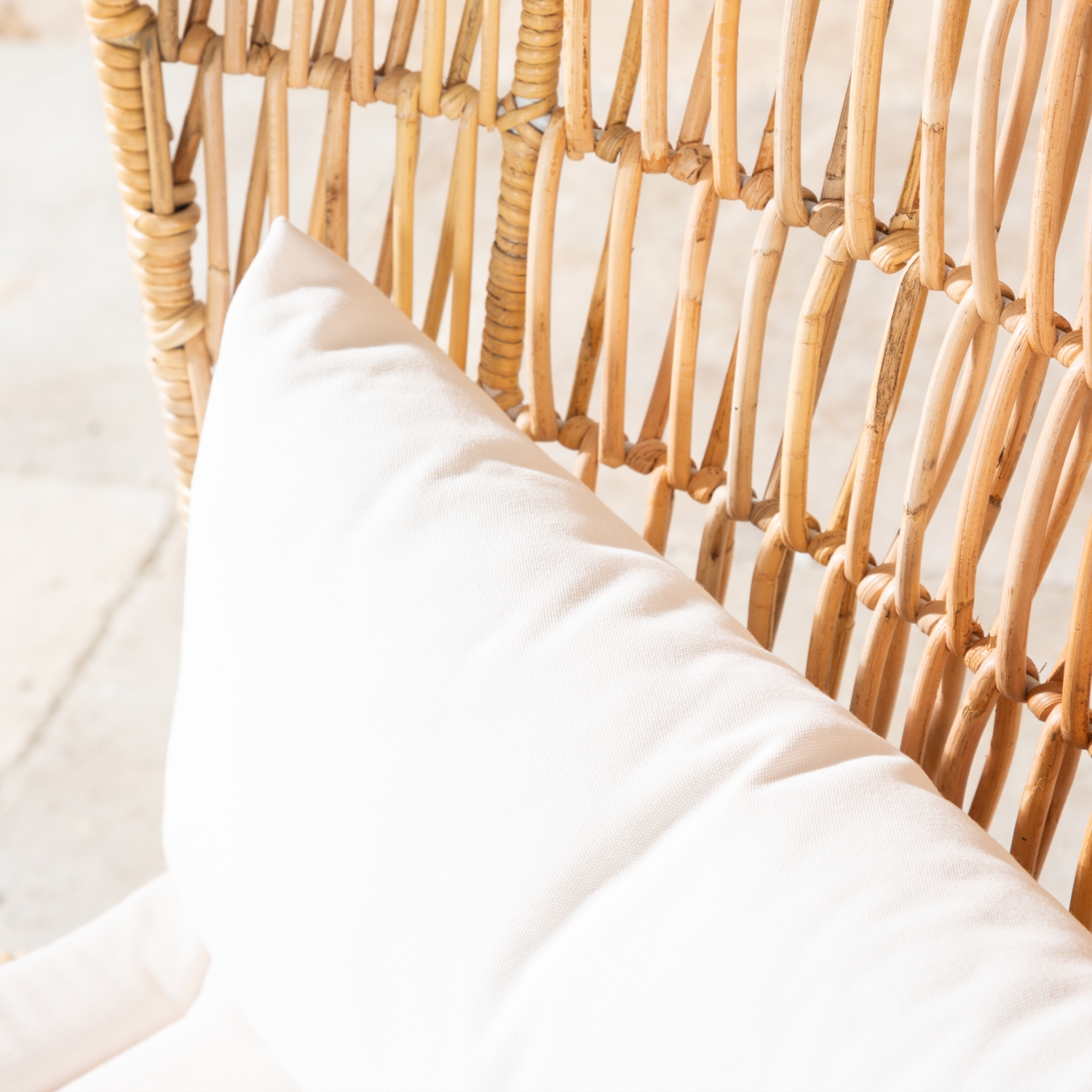 LAGUN KOLTUK KREM-BEYAZ