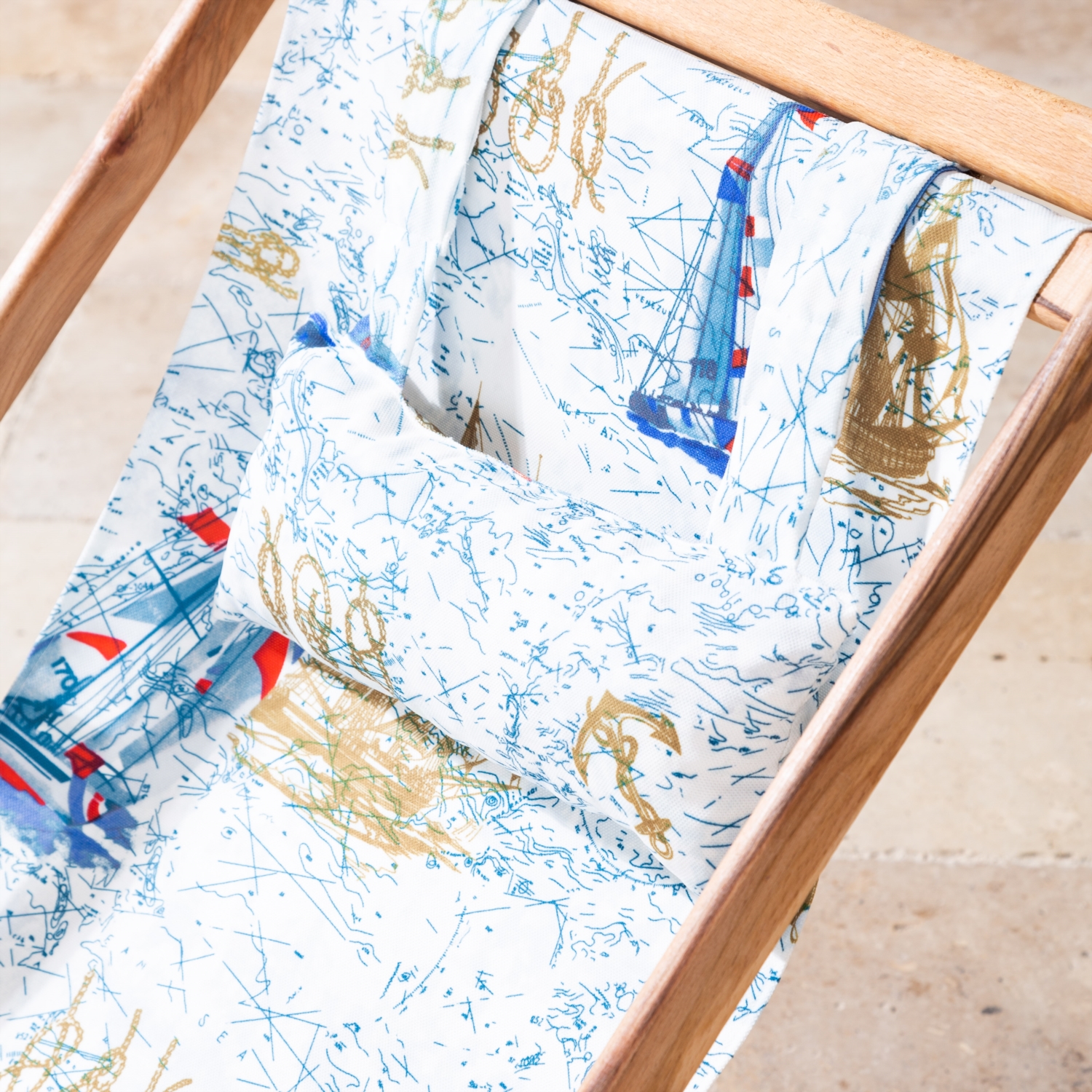 MARINE KATLANIR ŞEZLONG