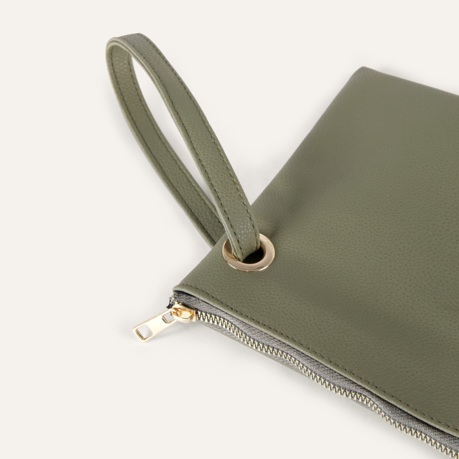 DERİ GÖRÜNÜMLÜ PORTFÖY ÇANTA