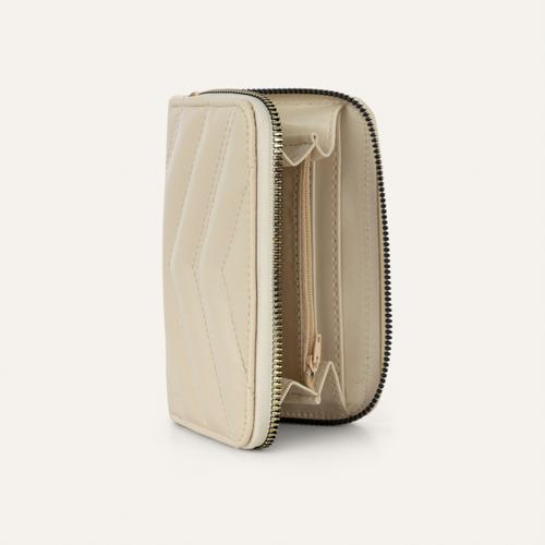  DERİ GÖRÜNÜMLÜ KAPİTONELİ CÜZDAN