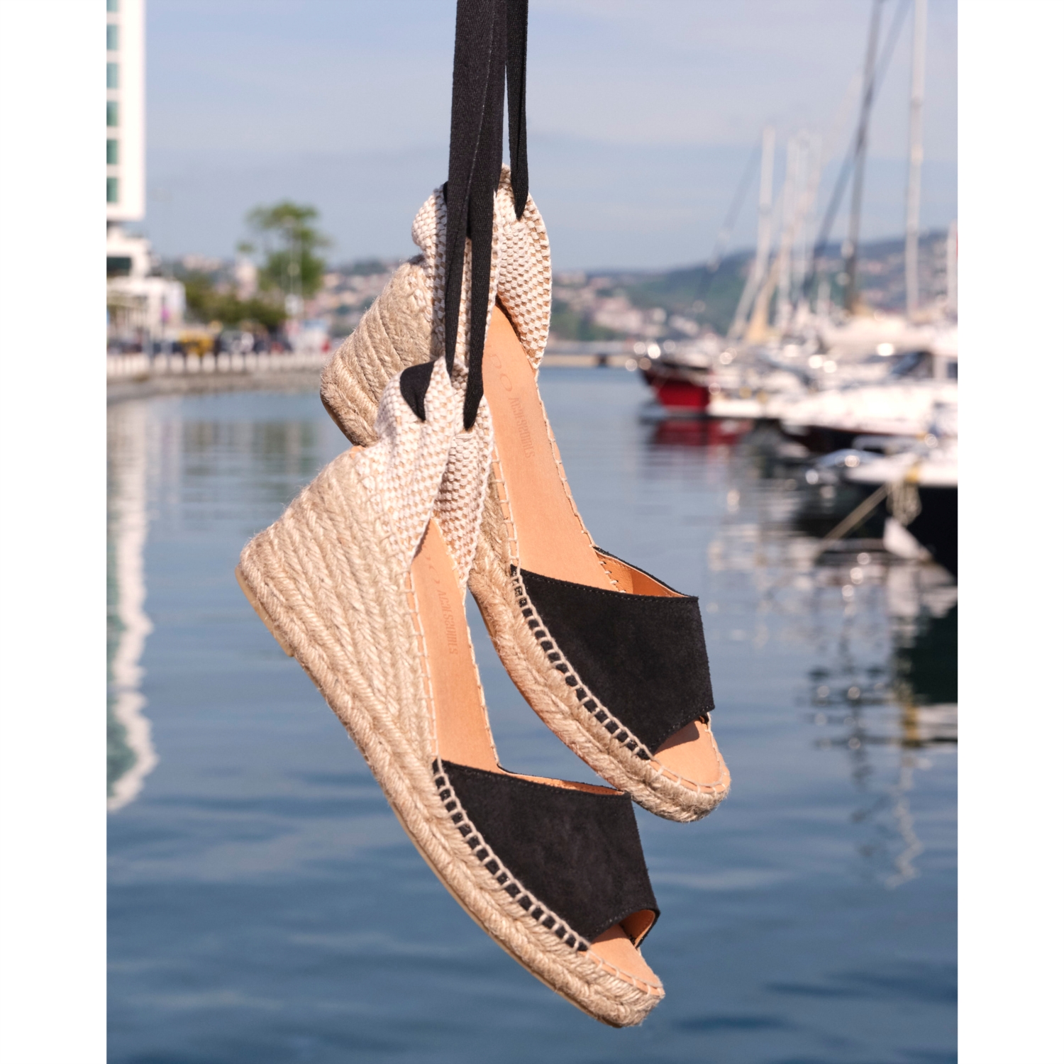 DOLGU TOPUK SANDALET