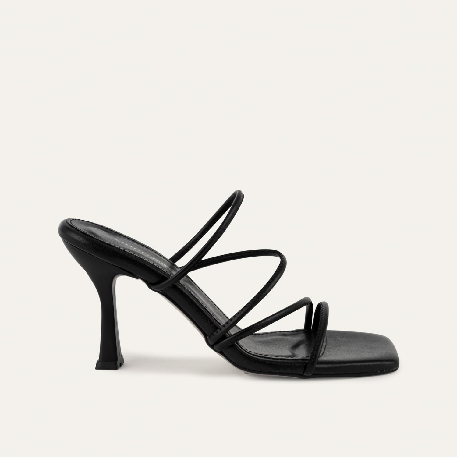 DERİ GÖRÜNÜMLÜ İNCE TOPUKLU TERLİK