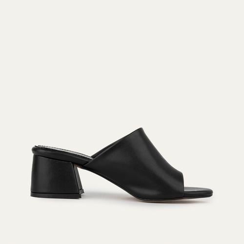  DERİ GÖRÜNÜMLÜ TOPUKLU TERLİK