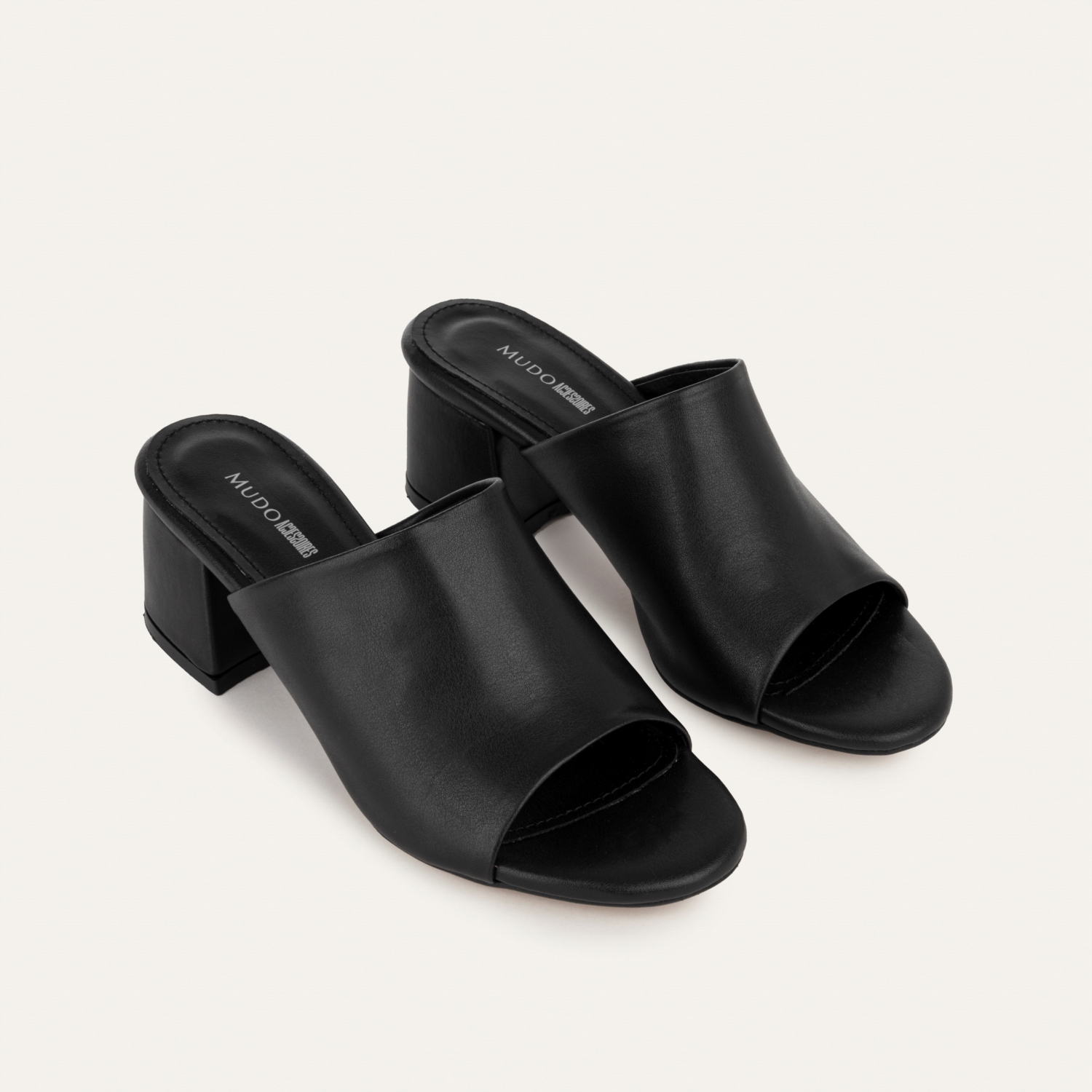 DERİ GÖRÜNÜMLÜ TOPUKLU TERLİK