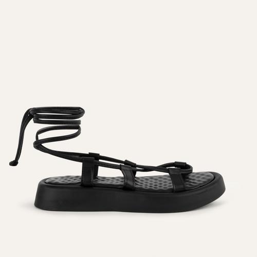  DERİ GÖRÜNÜMLÜ SANDALET