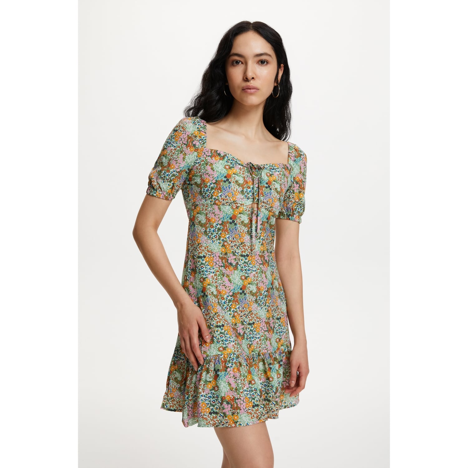 ÇİÇEK DESENLİ MİNİ ELBİSE