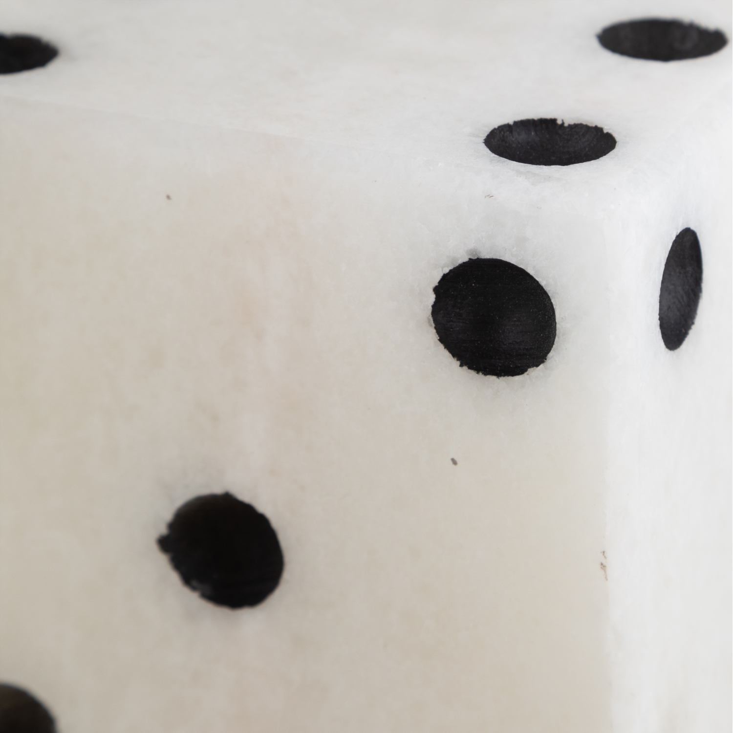 LUCKY DICE MERMER BİBLO BEYAZ 10X10 CM