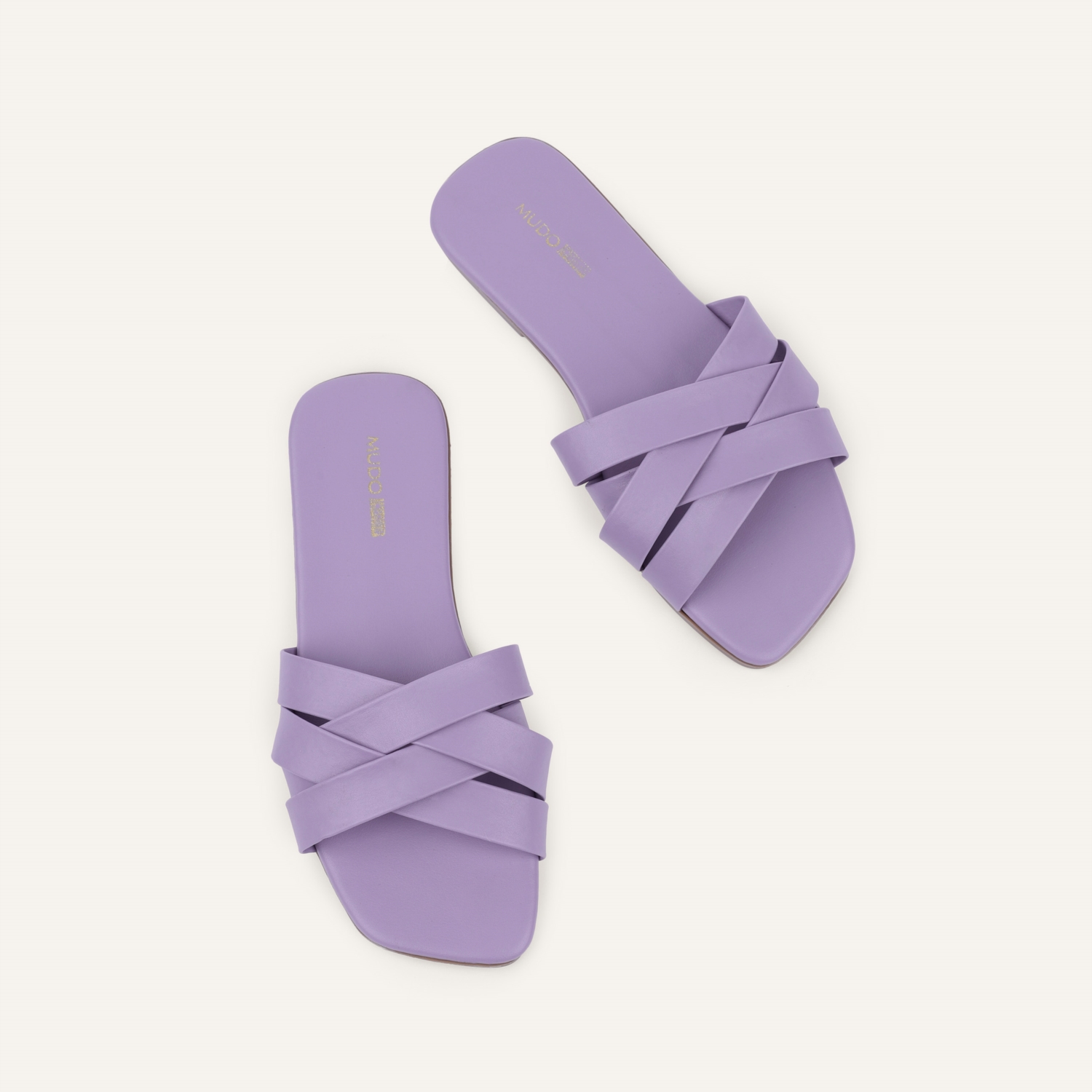 DERİ GÖRÜNÜMLÜ BANTLI TERLİK