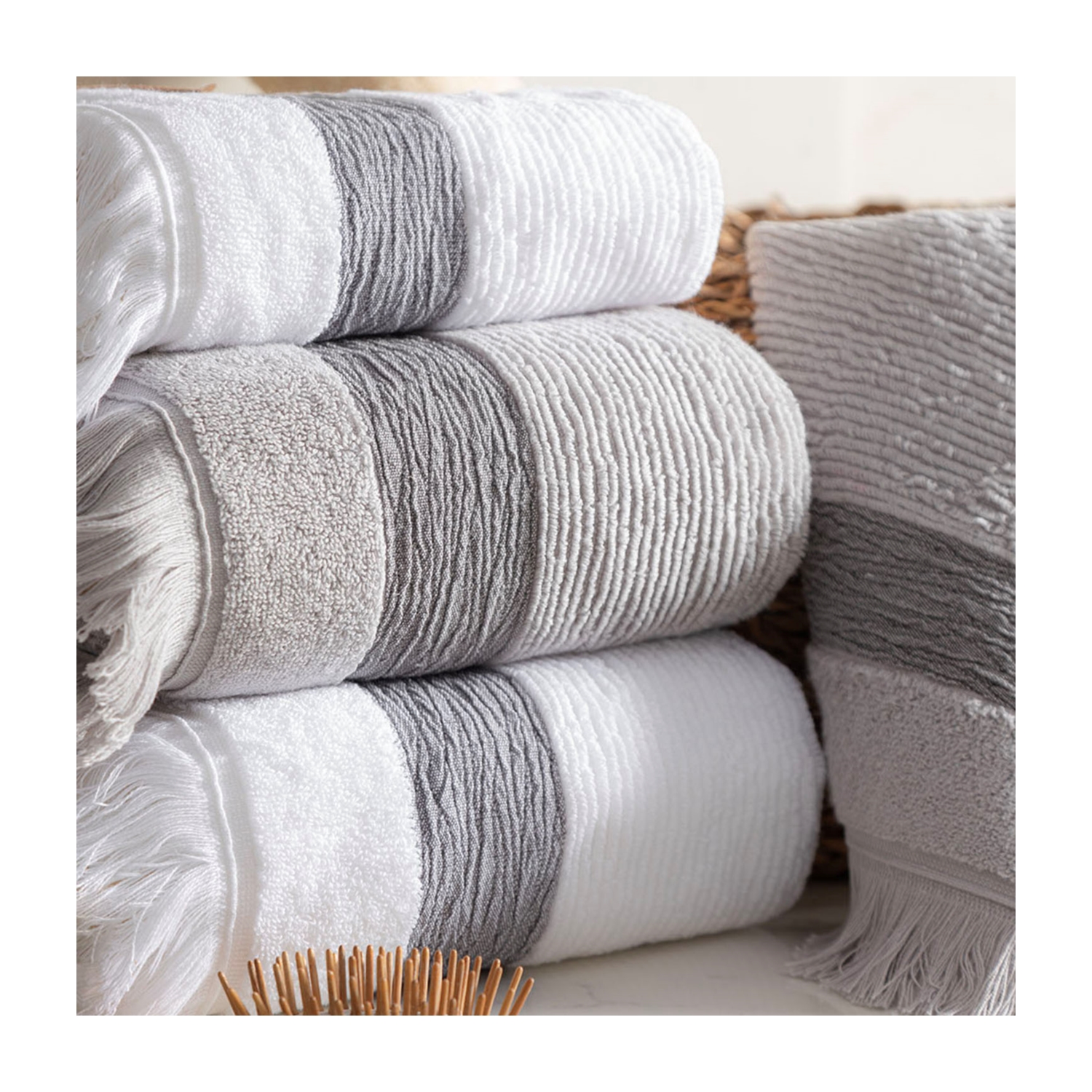 BORLA BEYAZ BANYO HAVLUSU 70X140