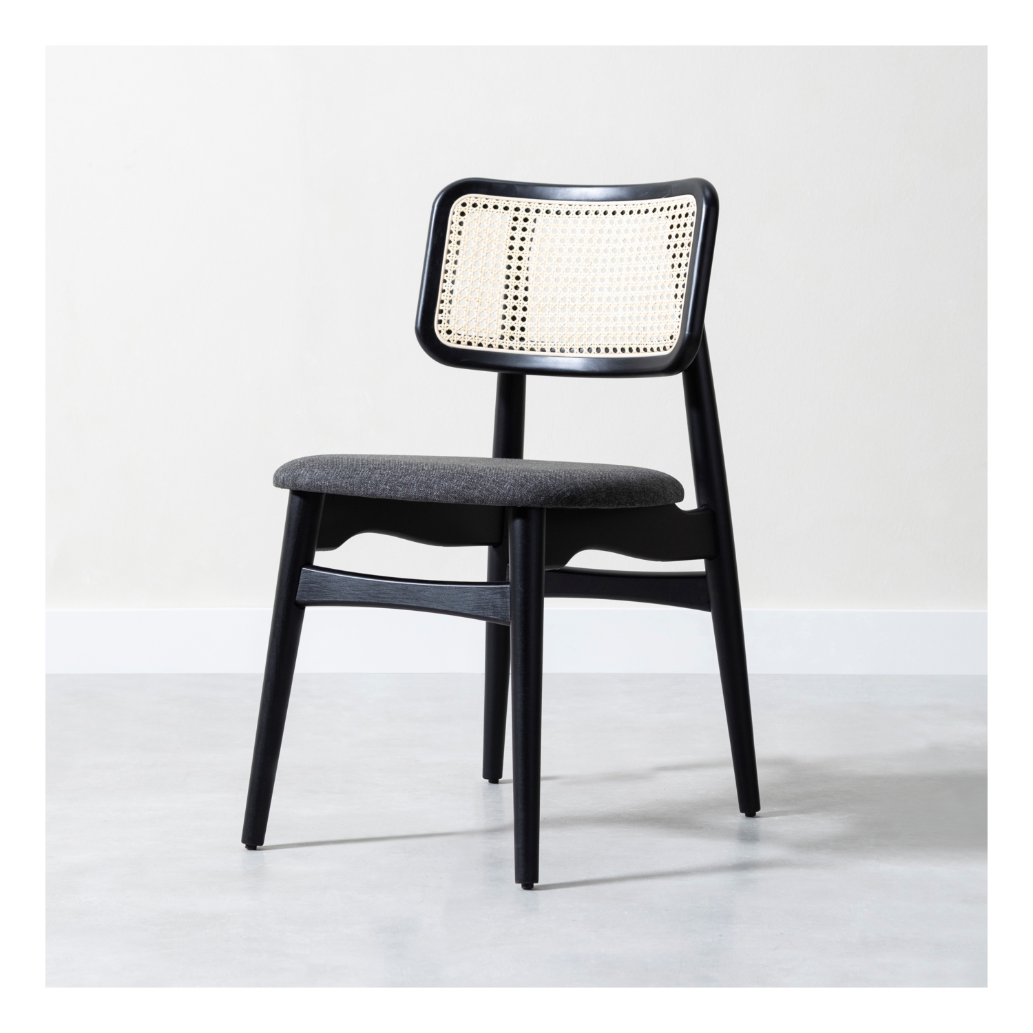 BROKK AHŞAP HAZERAN SANDALYE SİYAH