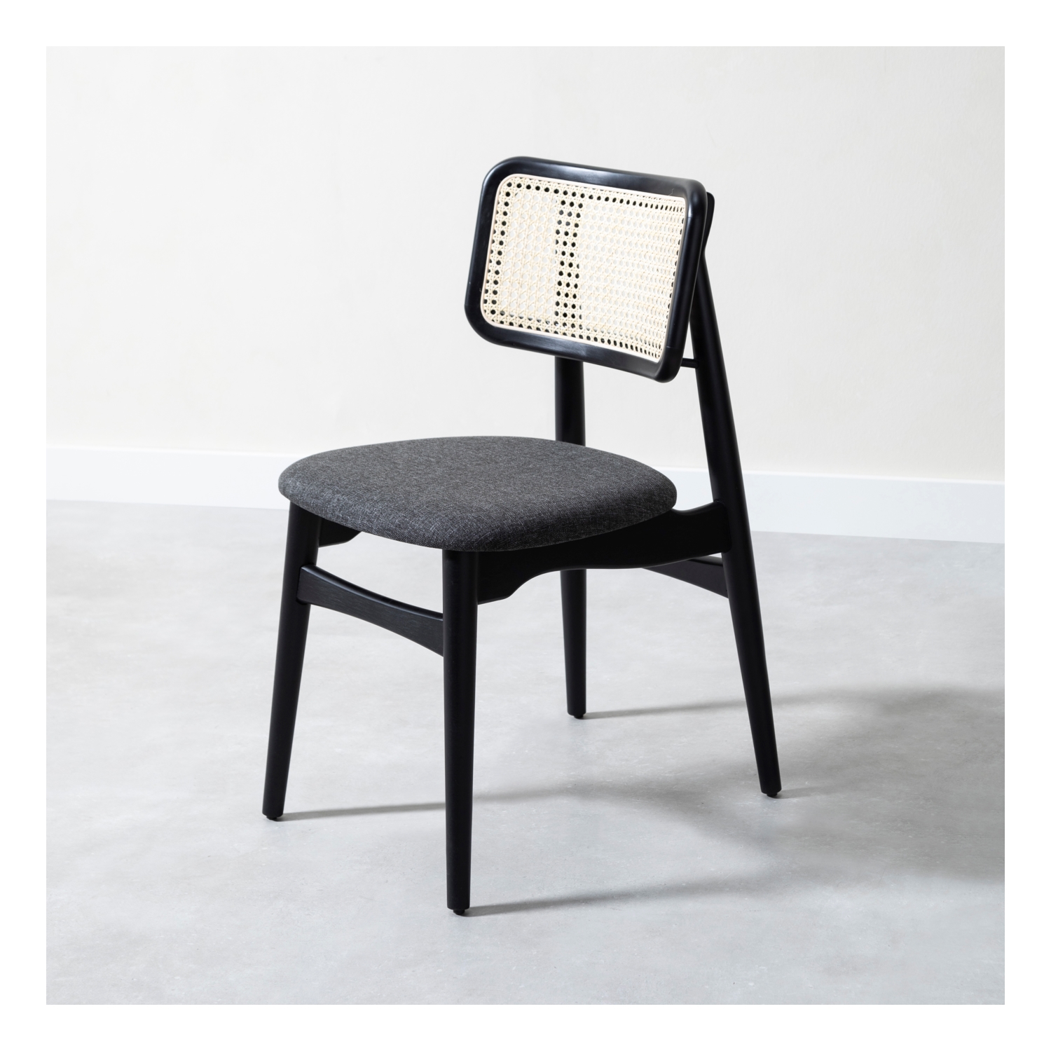 BROKK AHŞAP HAZERAN SANDALYE SİYAH