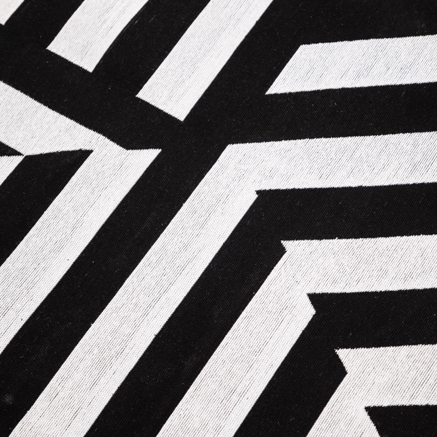 KENNY ÇİFT TARAFLI HALI SİYAH BEYAZ 160X230