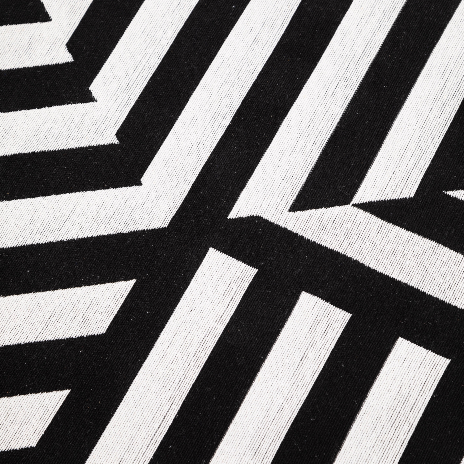 KENNY ÇİFT TARAFLI HALI SİYAH BEYAZ 120X180