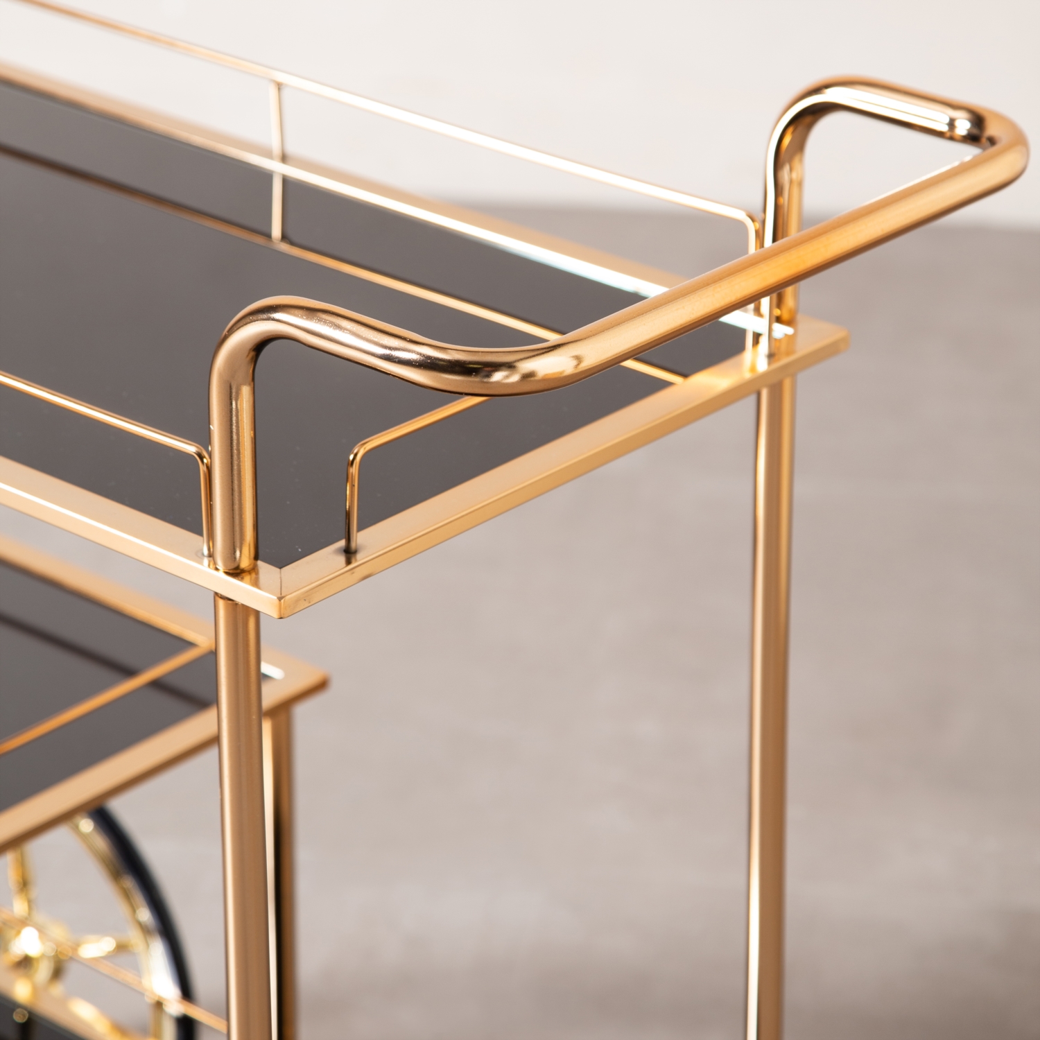 ÜÇ KATLI SERVIS ARABASI CHIC- ALTIN