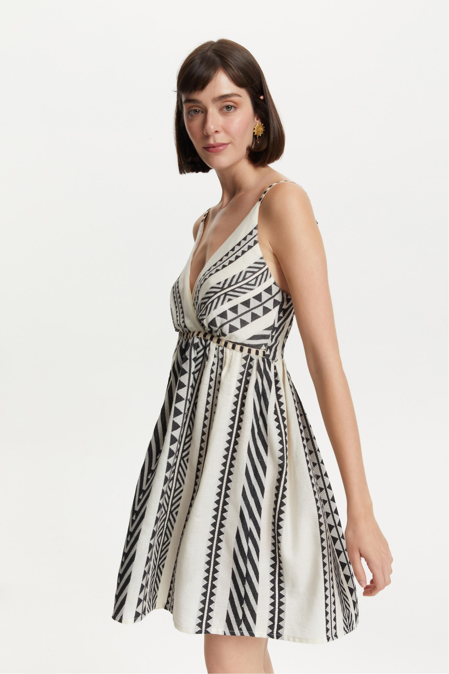 ETNİK DESENLİ ASKILI MİNİ ELBİSE