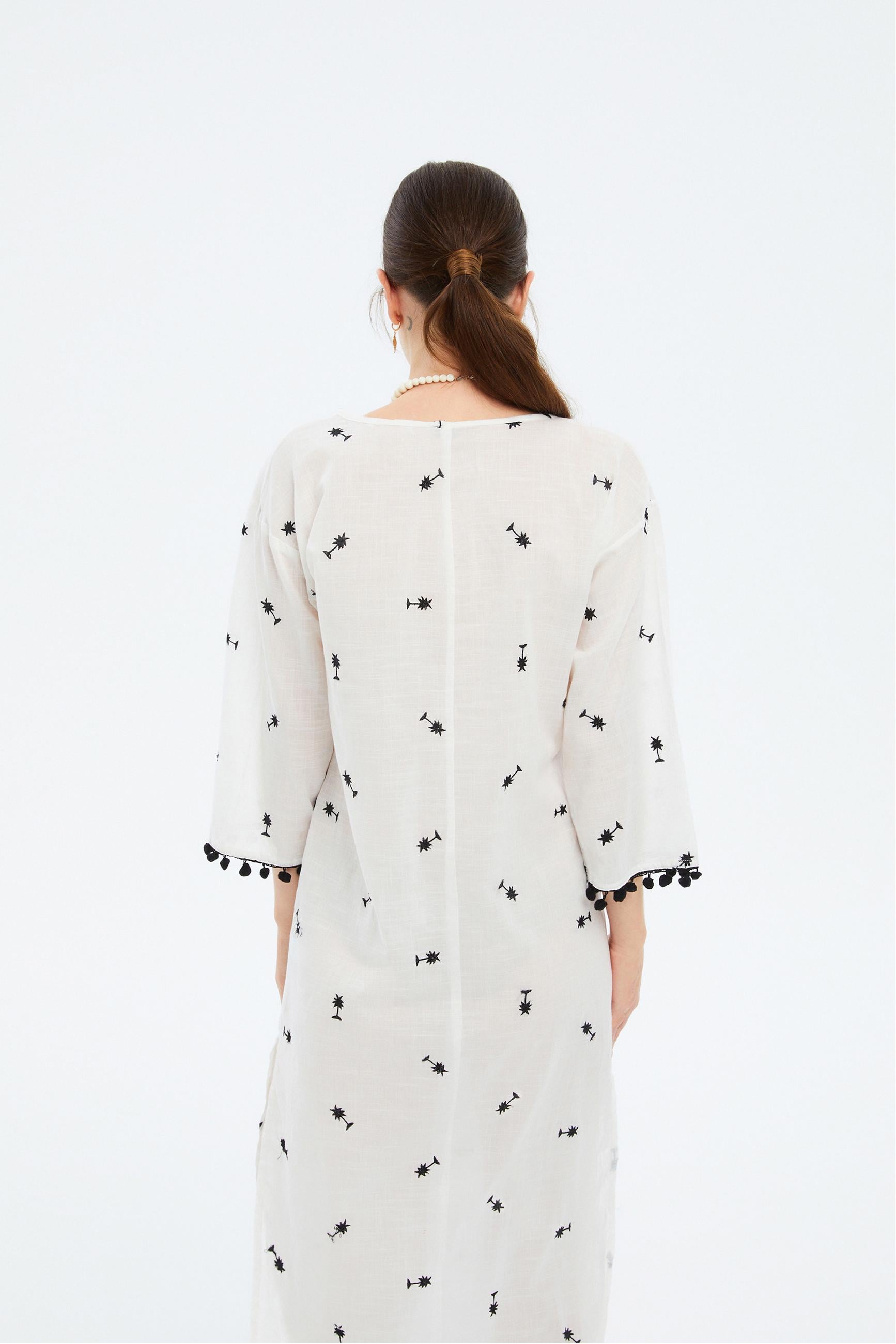 NAKIŞLI PLAJ ELBİSESİ