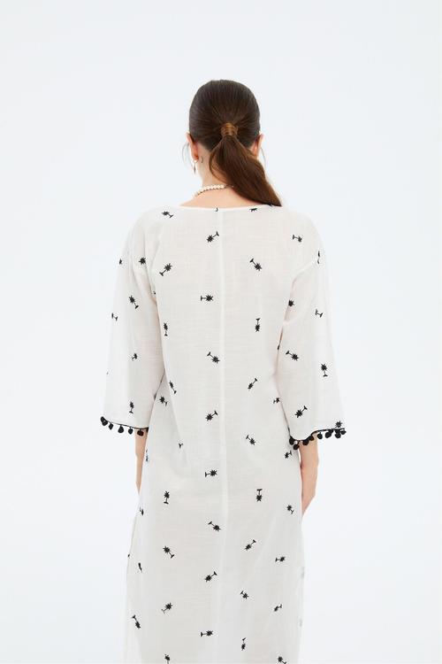  NAKIŞLI PLAJ ELBİSESİ