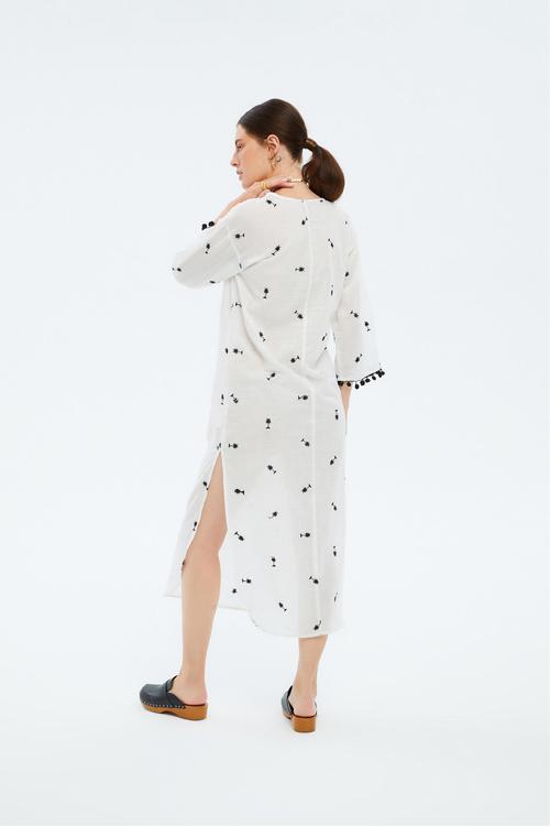  NAKIŞLI PLAJ ELBİSESİ