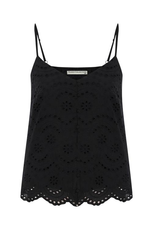  FİSTO İŞLEMELİ ASKILI BLUZ